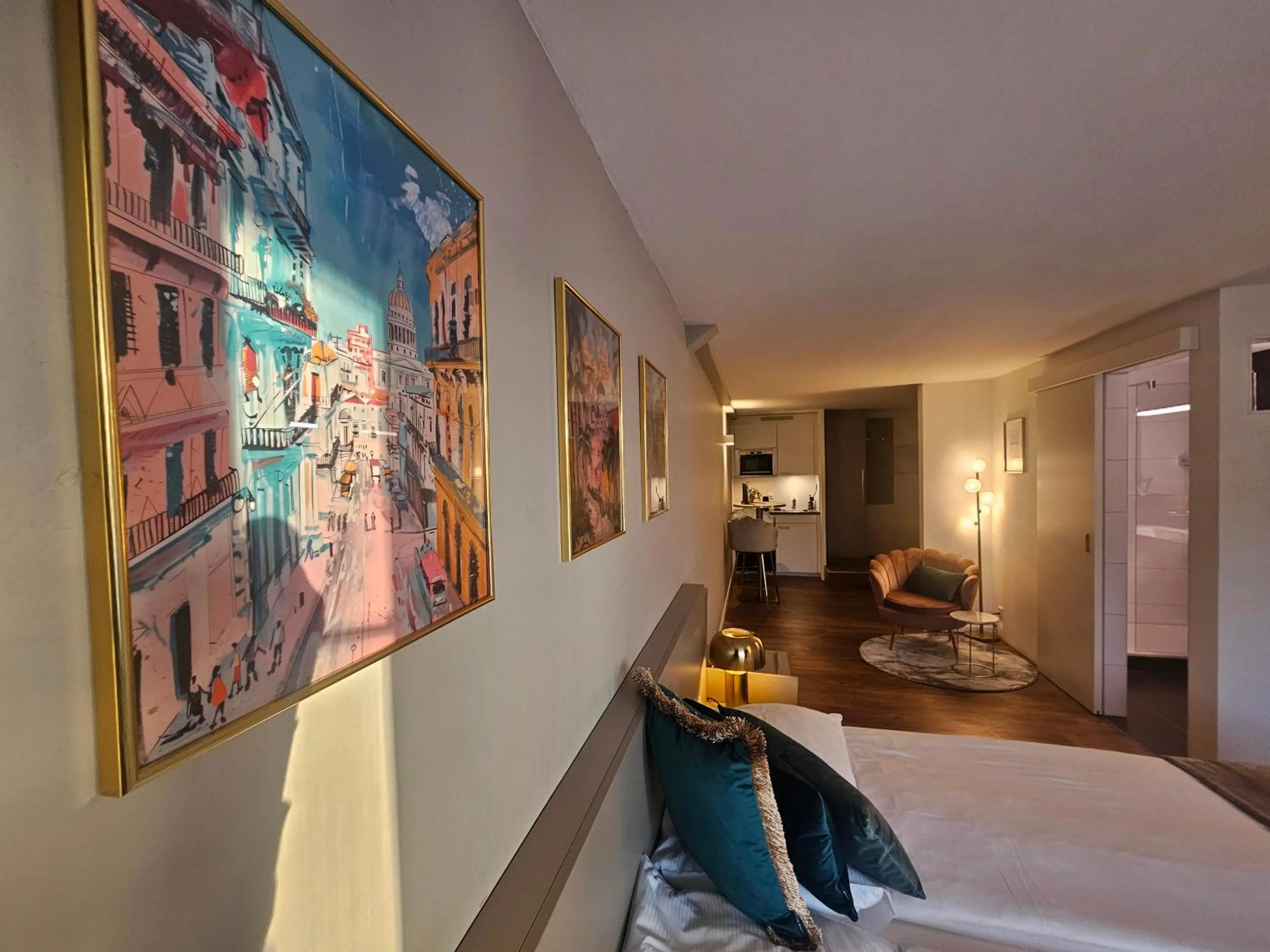 Living room, Bed in Apart-Hôtel Pont-de-Thielle