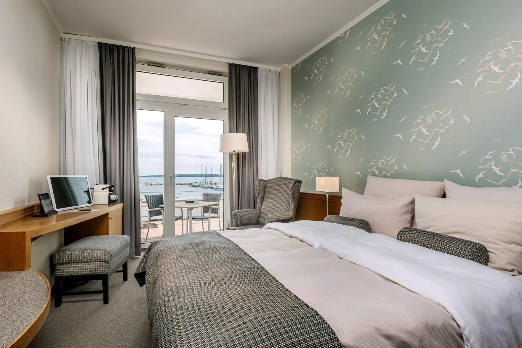 Bed in Hotel Wassersleben