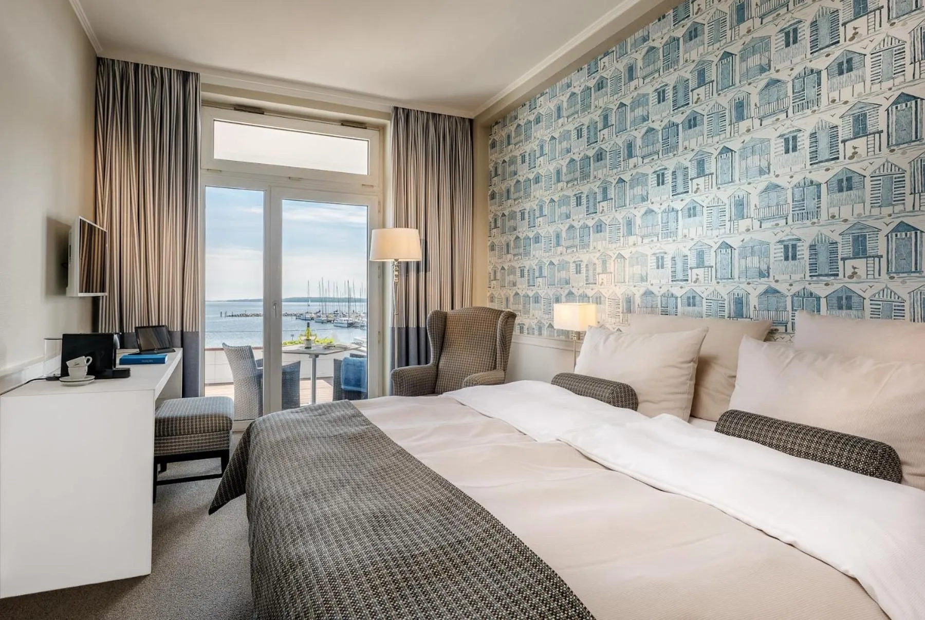 Bed in Hotel Wassersleben