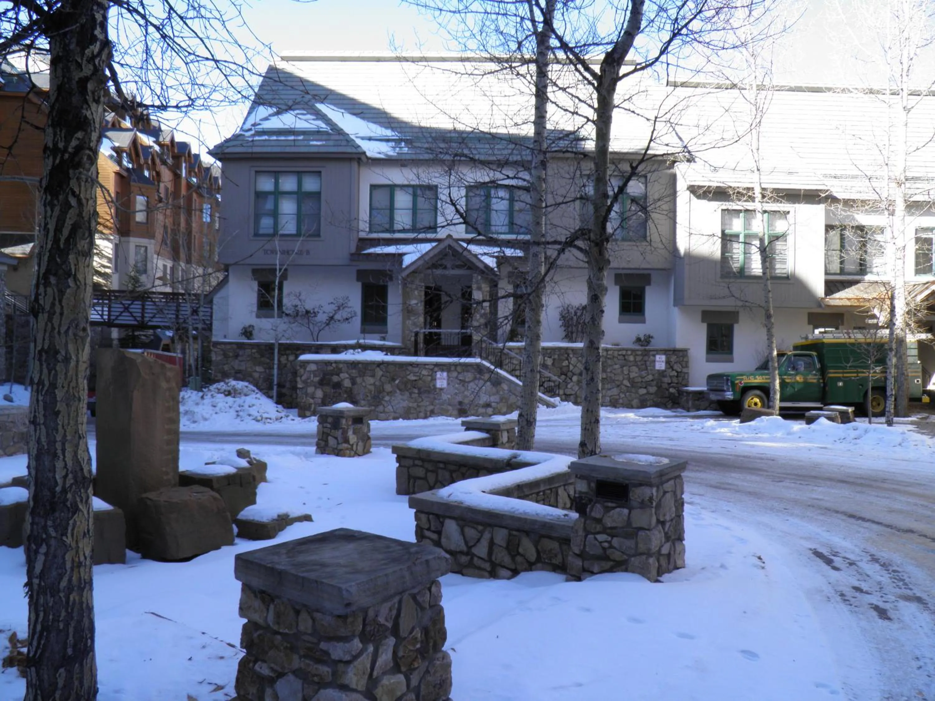 Property building in Highlands Townhome by Vail Realty