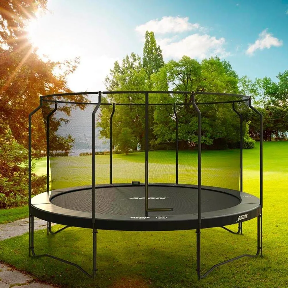 Children play ground in Northlands Farm - Old Farm Cottage