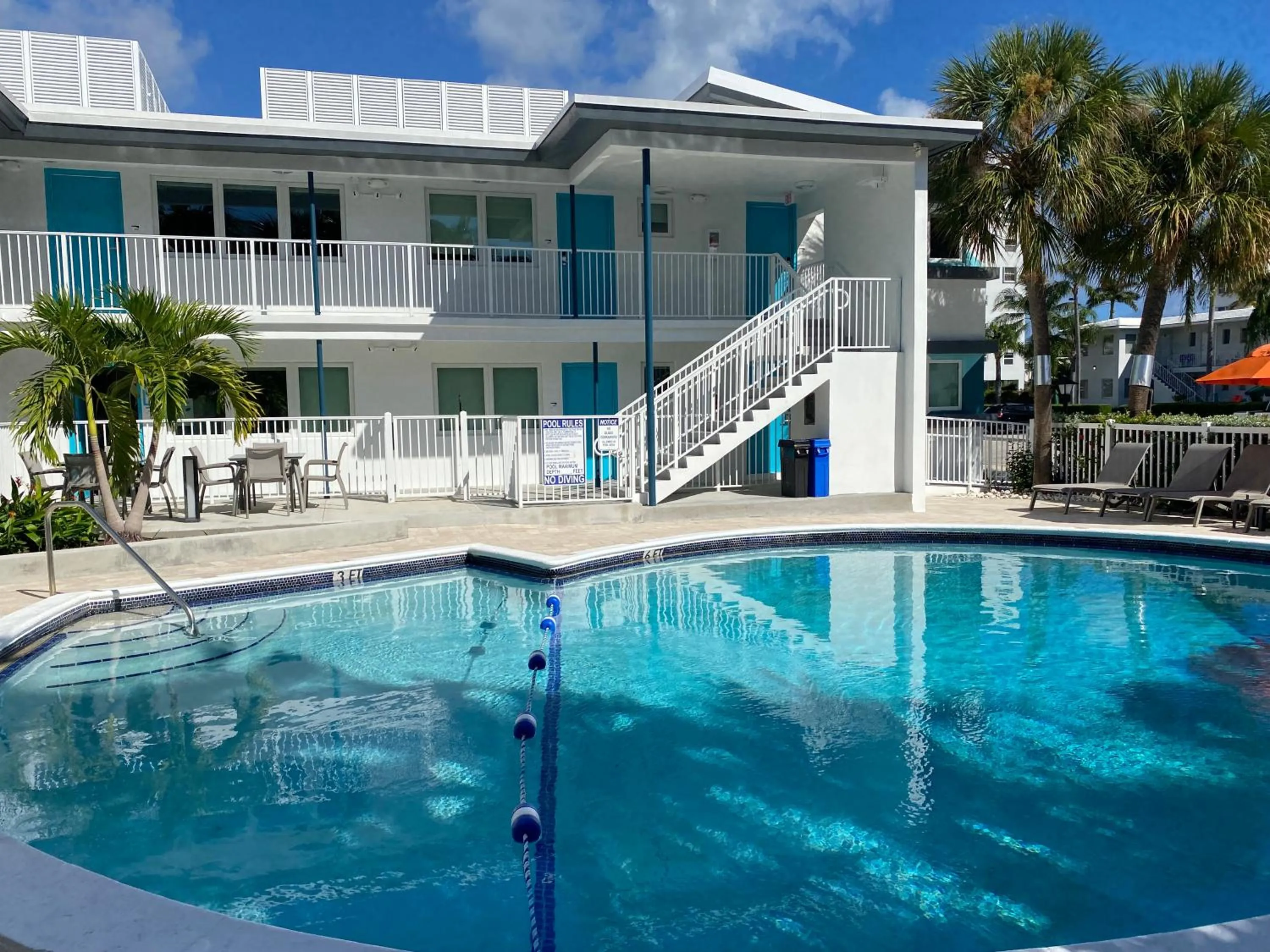 Facade/entrance in Rolo Beach Hotel
