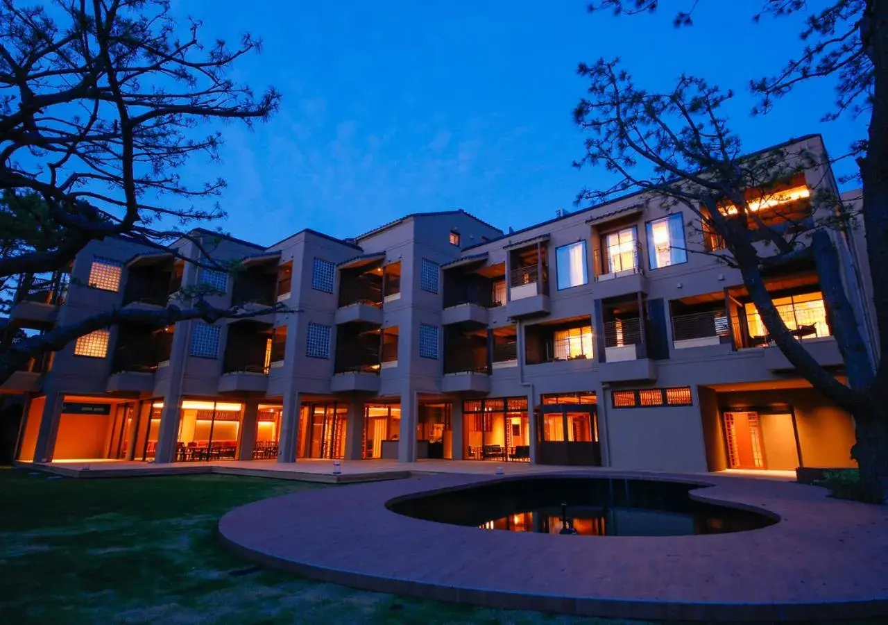 Awaji Hamarikyu Takumi Awaji Hamarikyu Takumi