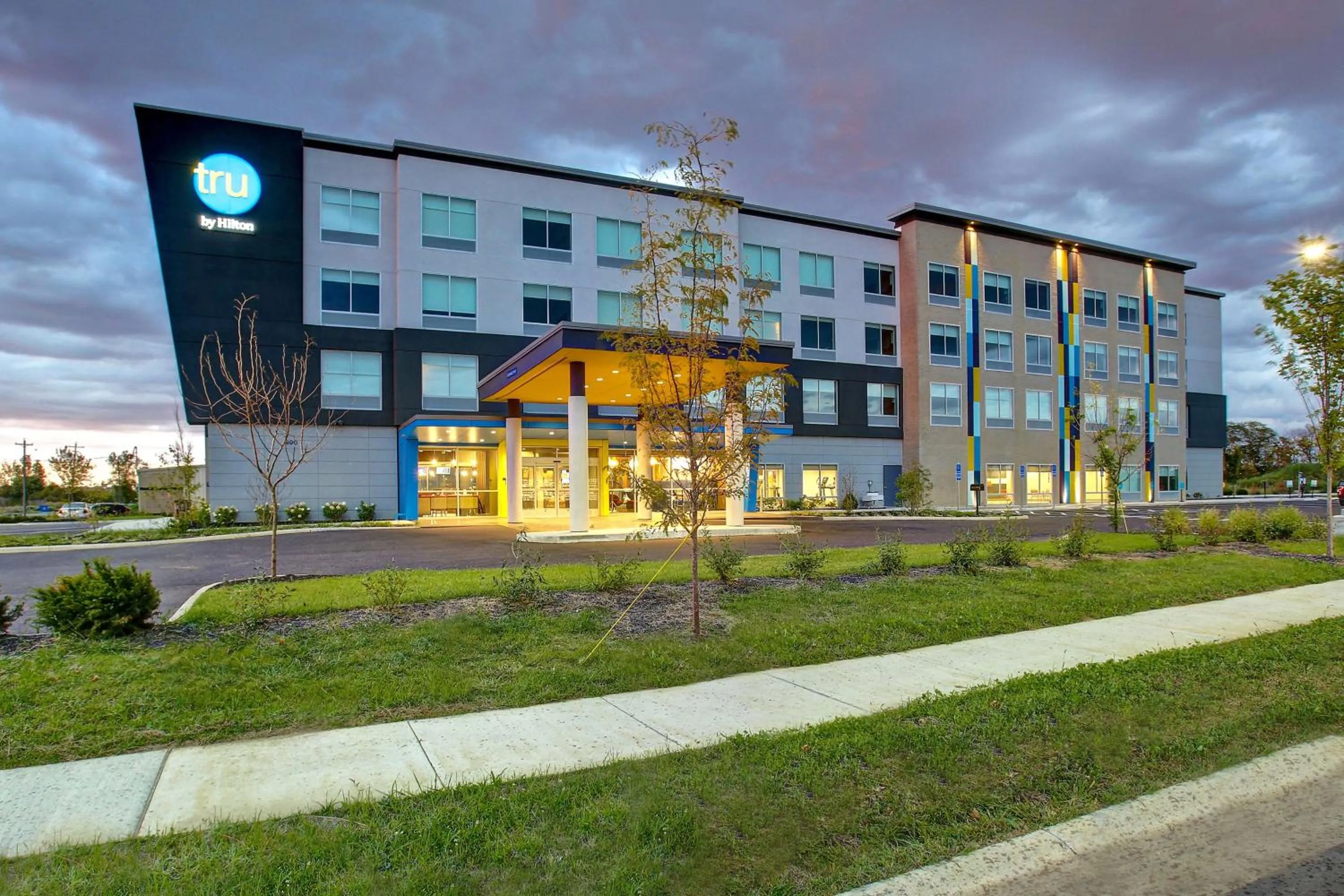 Property building in Tru By Hilton Monroe, Oh
