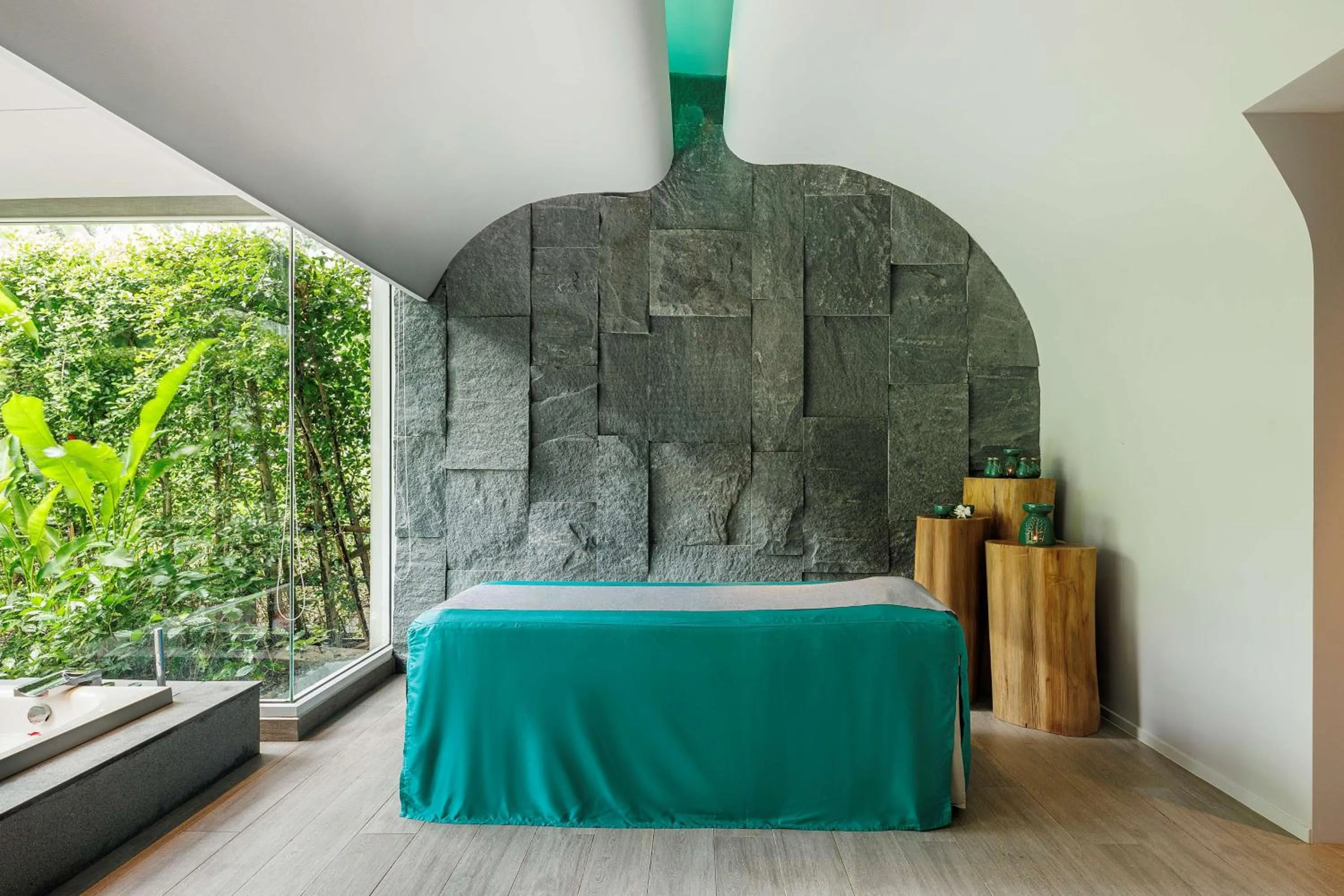 Spa and wellness centre/facilities, Bed in Banyan Tree Krabi