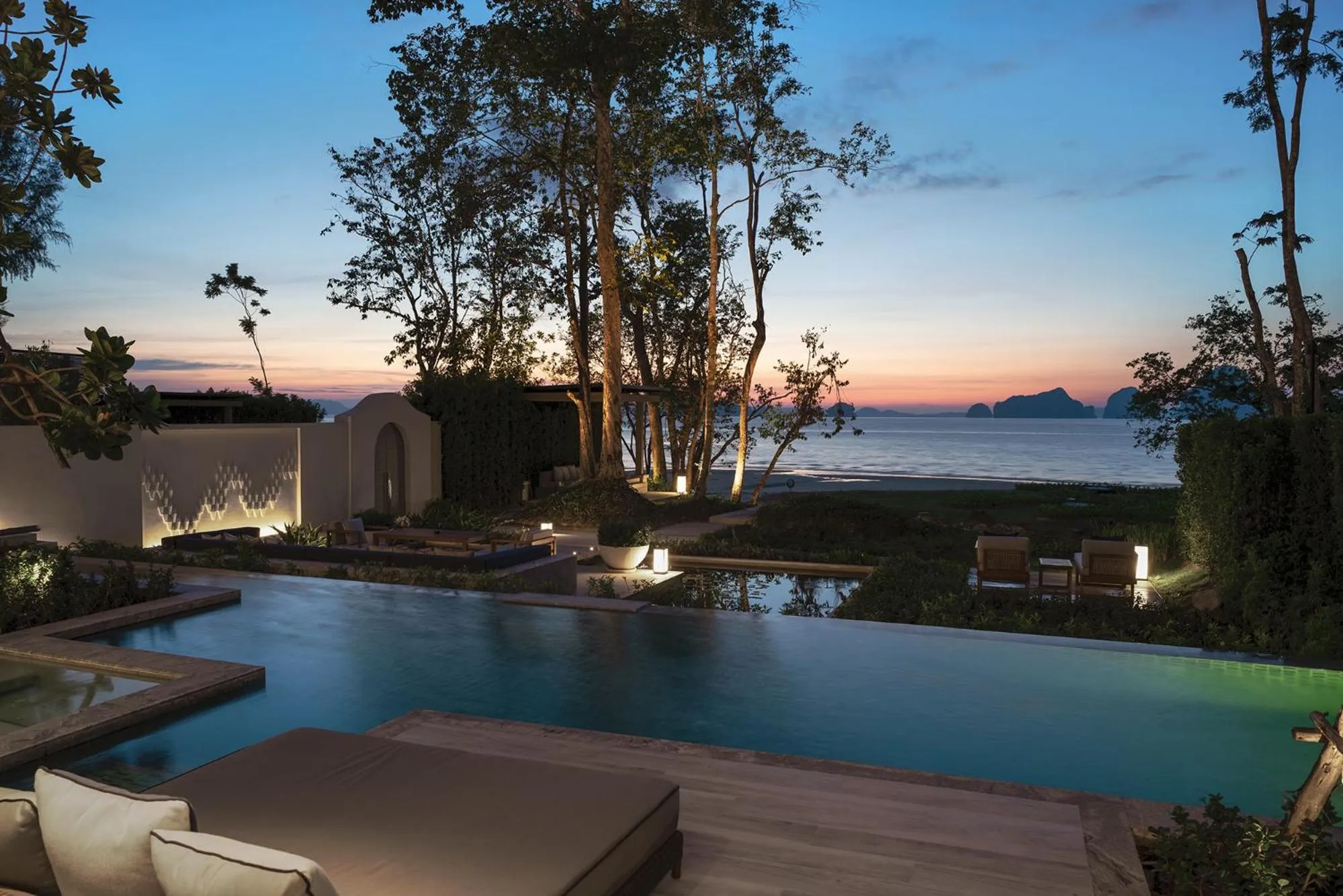 Swimming pool in Banyan Tree Krabi