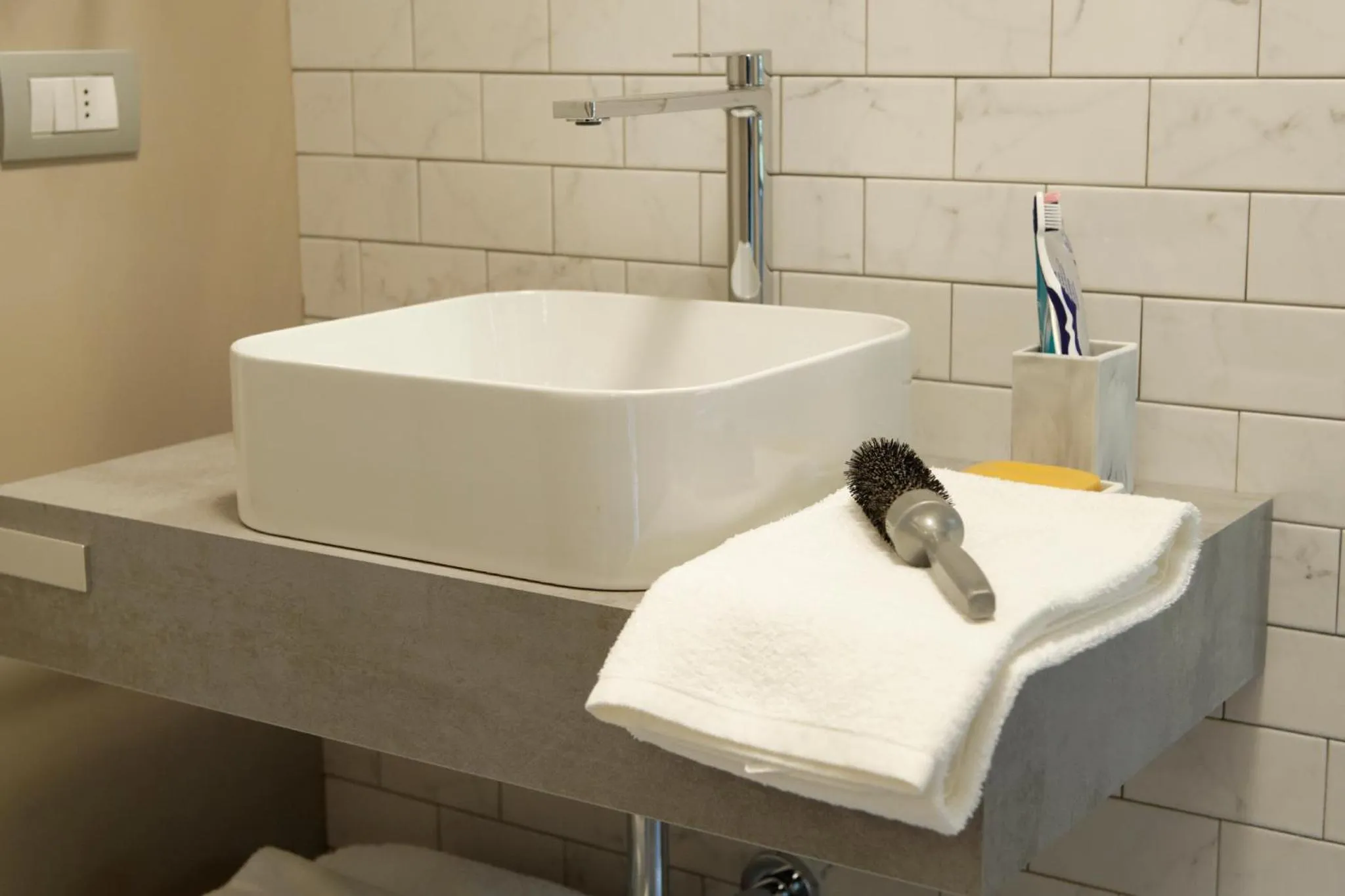 Bathroom in RED RIBBON