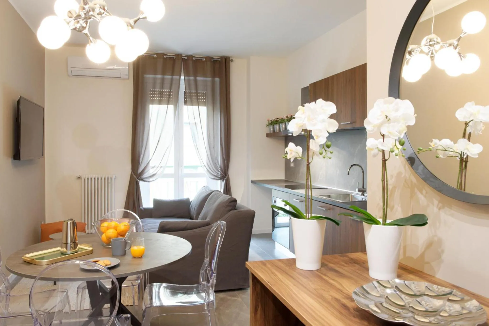 Kitchen or kitchenette in RED RIBBON