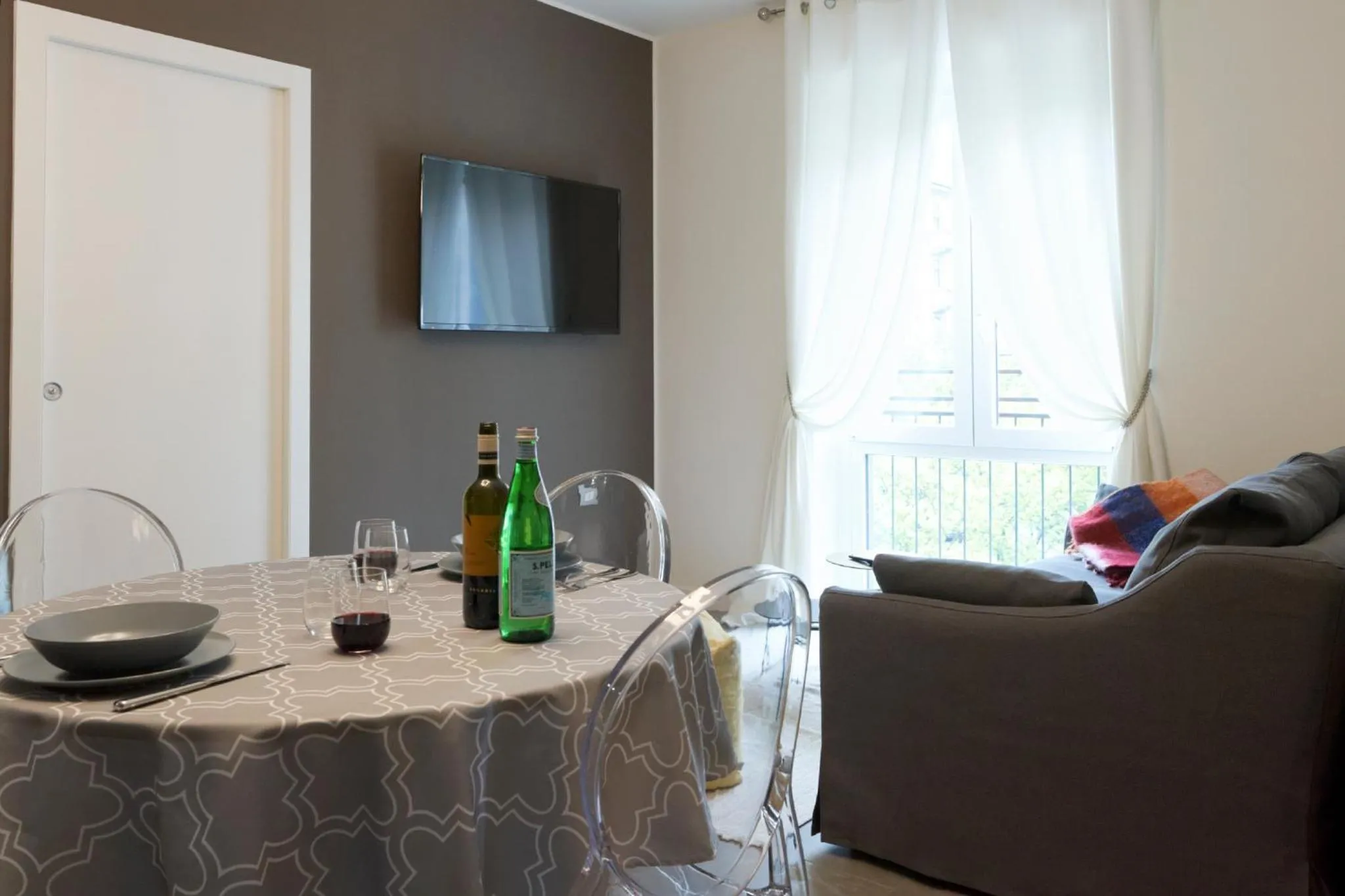 TV and multimedia in RED RIBBON