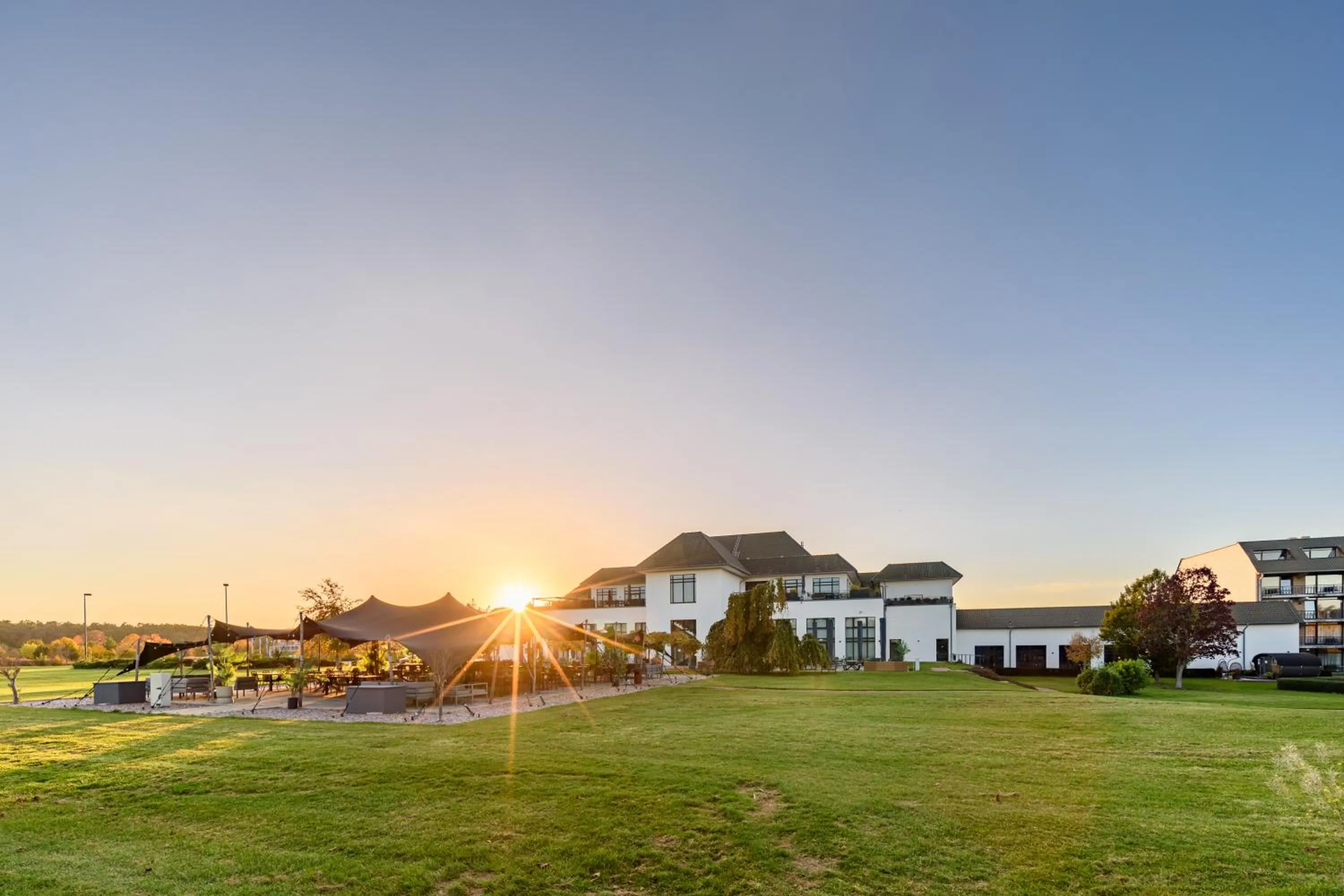 Property building in Van der Valk Hotel Berlin Brandenburg