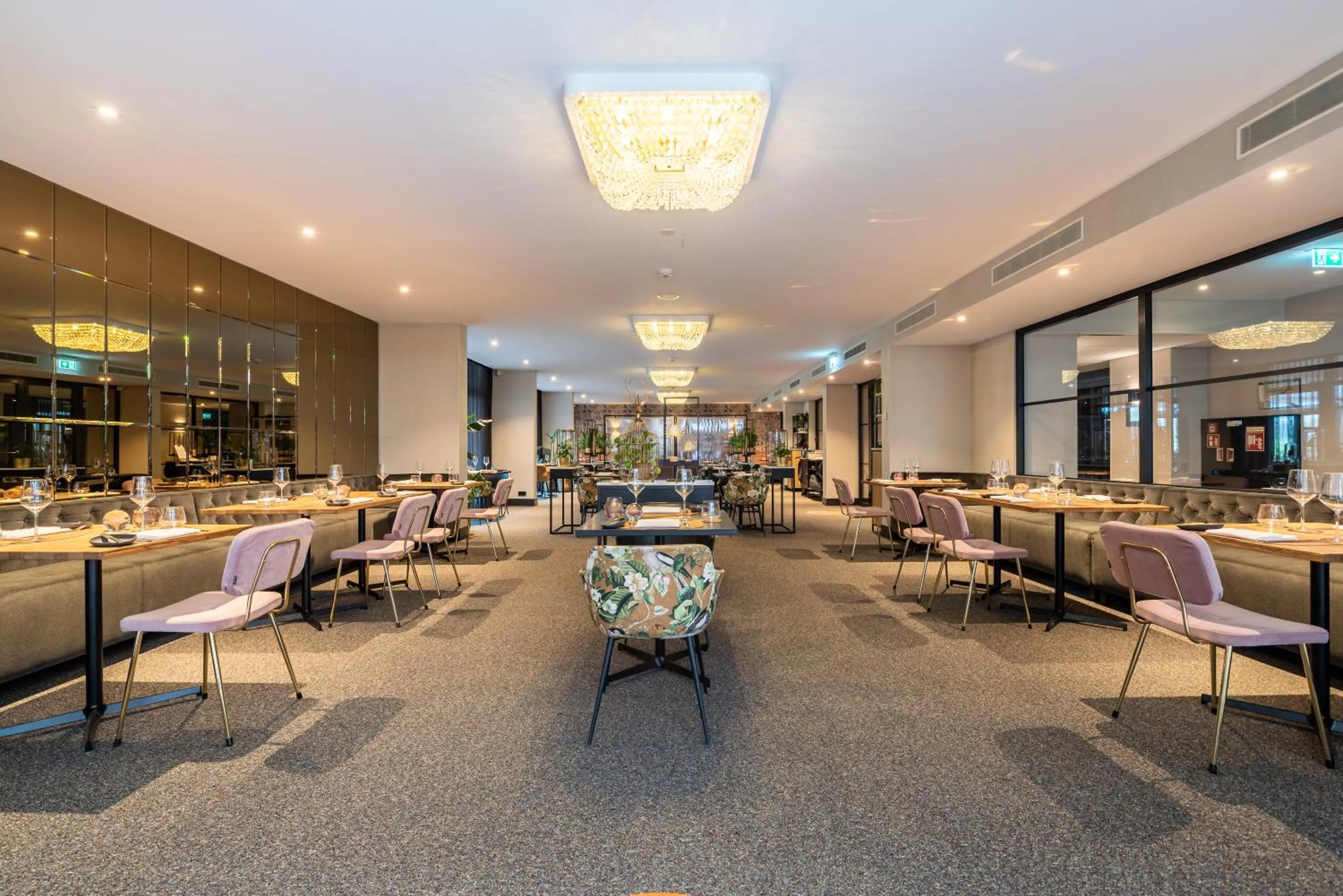 Restaurant/places to eat in Van der Valk Hotel Berlin Brandenburg