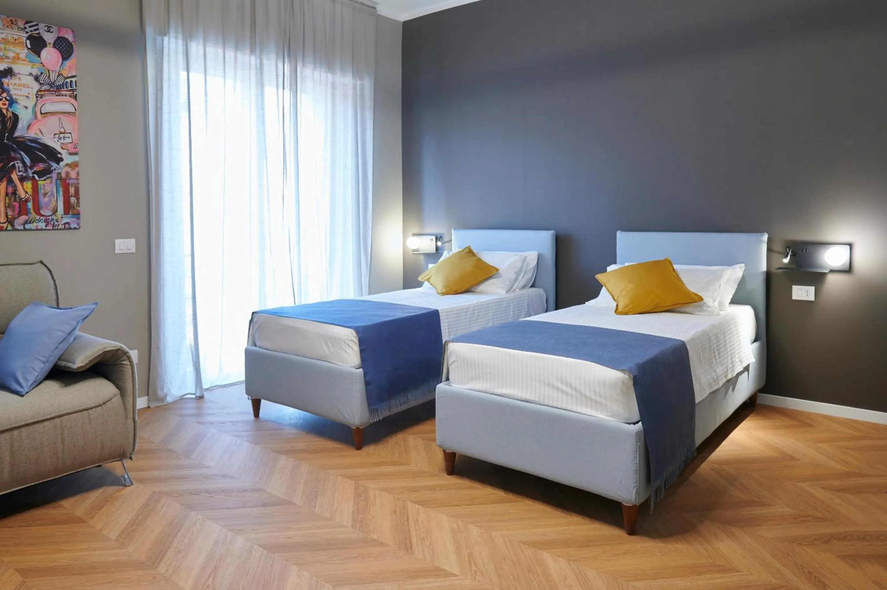 Bedroom, Bed in WHITE RIBBON