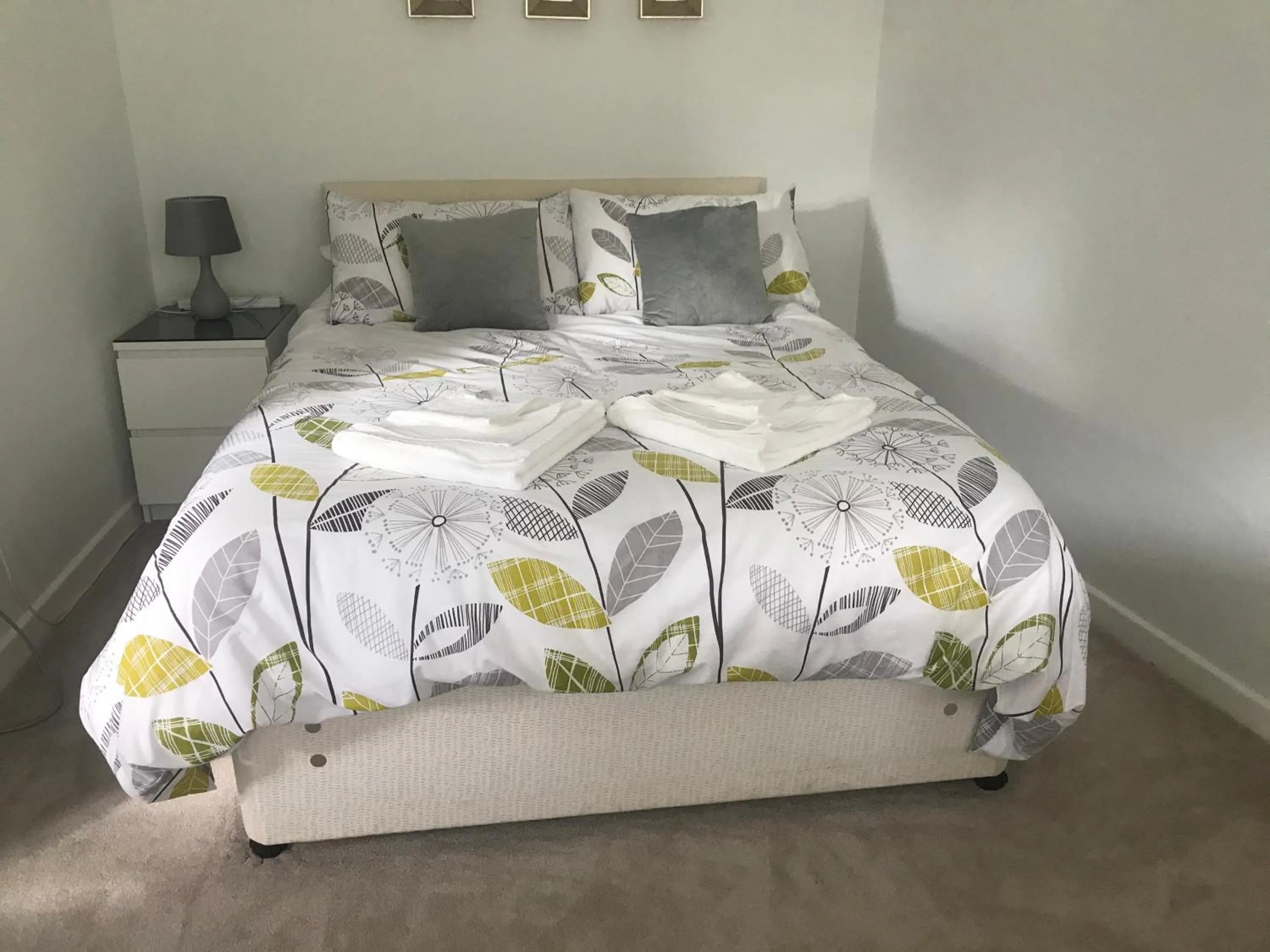 Bedroom, Bed in Sennen Cove Cottage