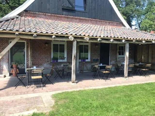 Property building in 't Buitenverblijf Erve Punte