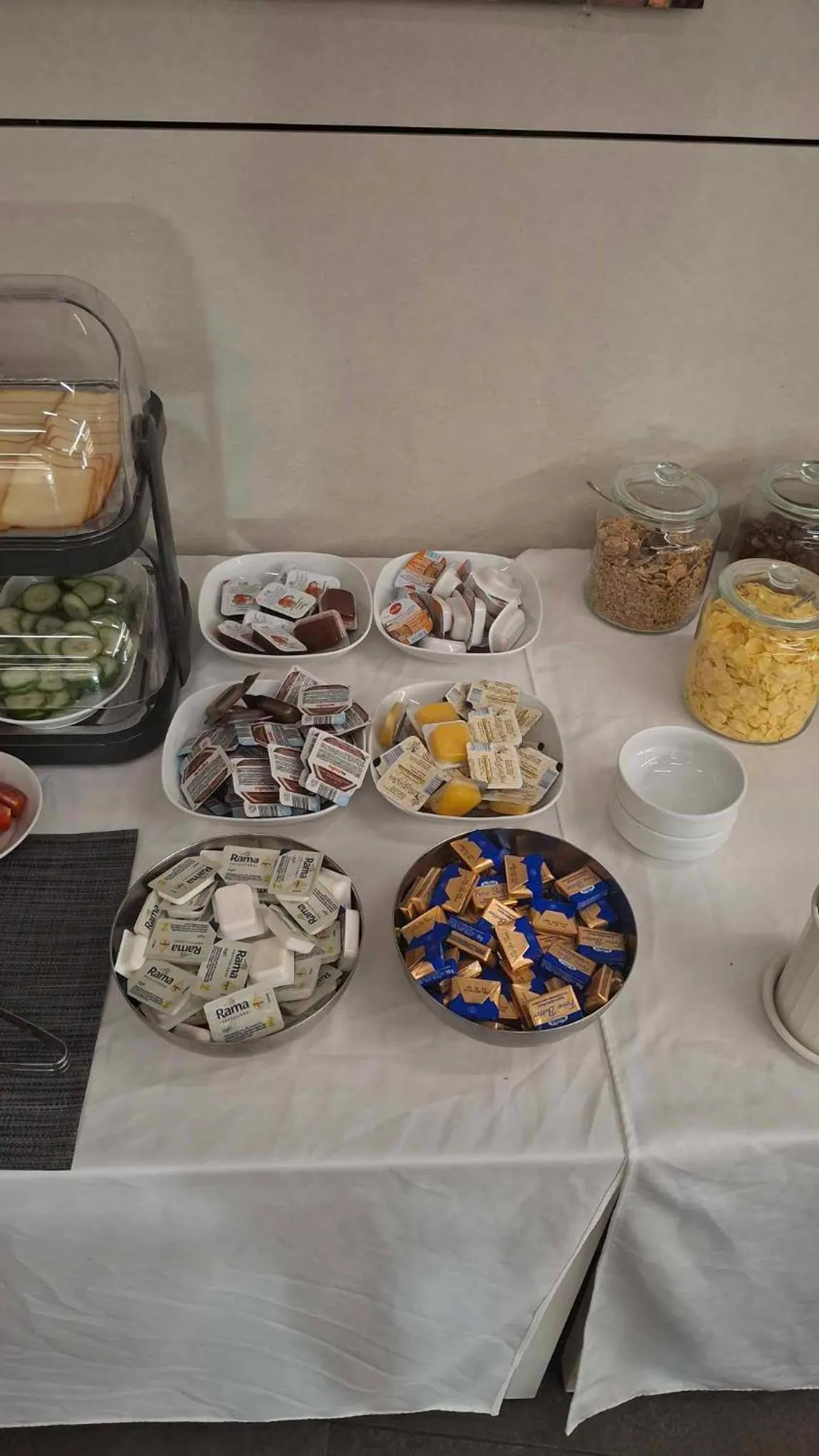 Breakfast in A22 Hotel Gyál