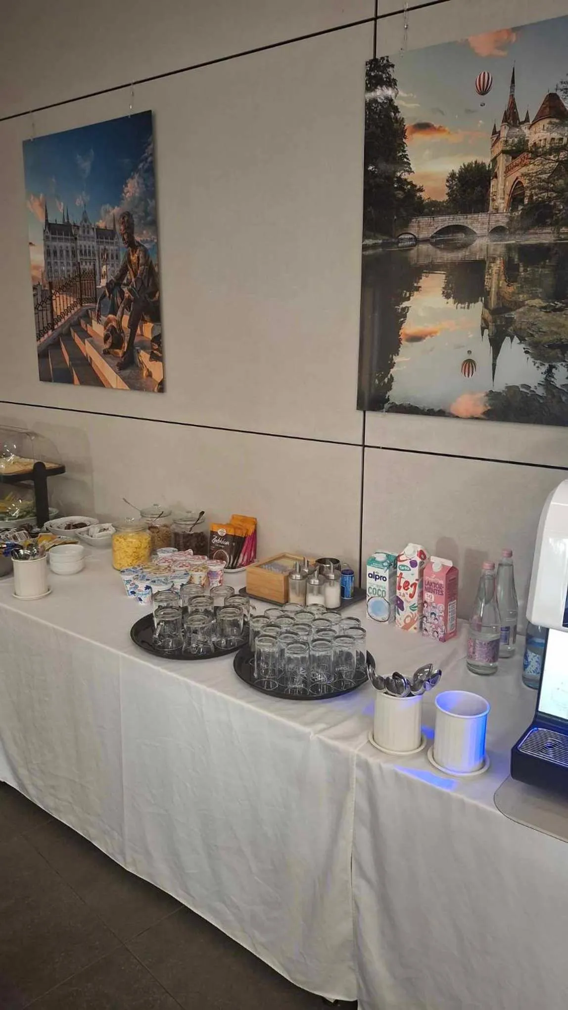 Breakfast in A22 Hotel Gyál