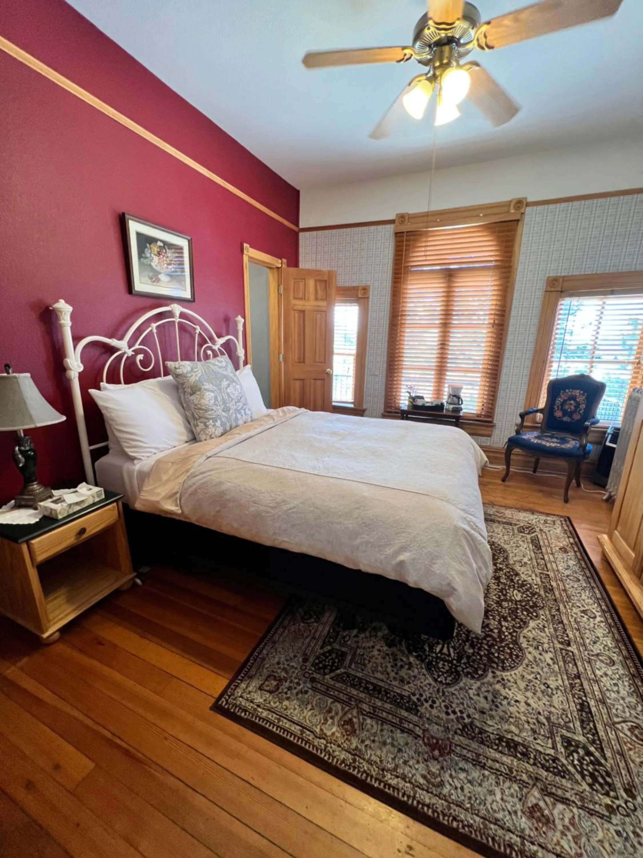 Bedroom in Hotel St Nicholas