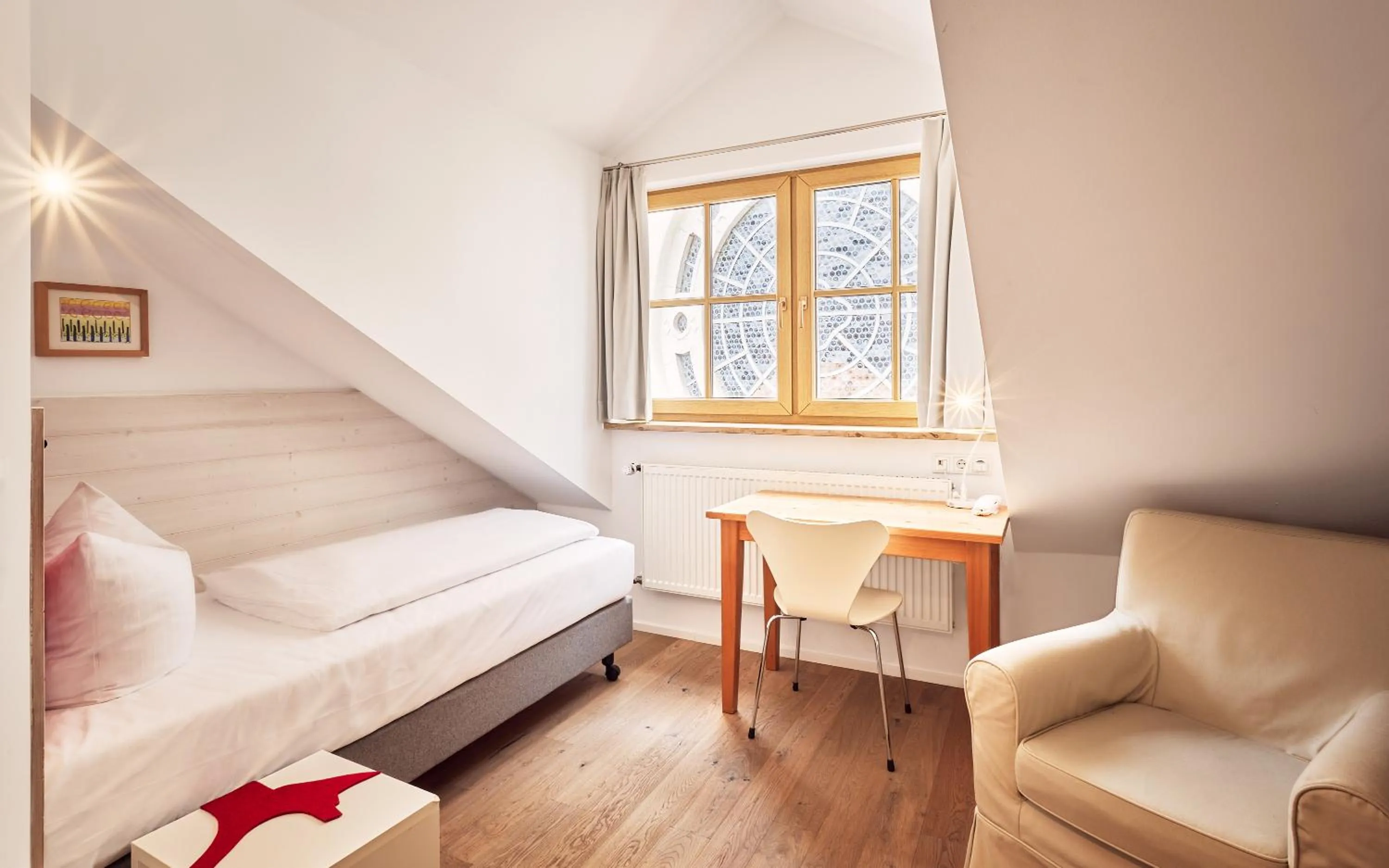 Photo of the whole room, Bed in Fuchsbräu