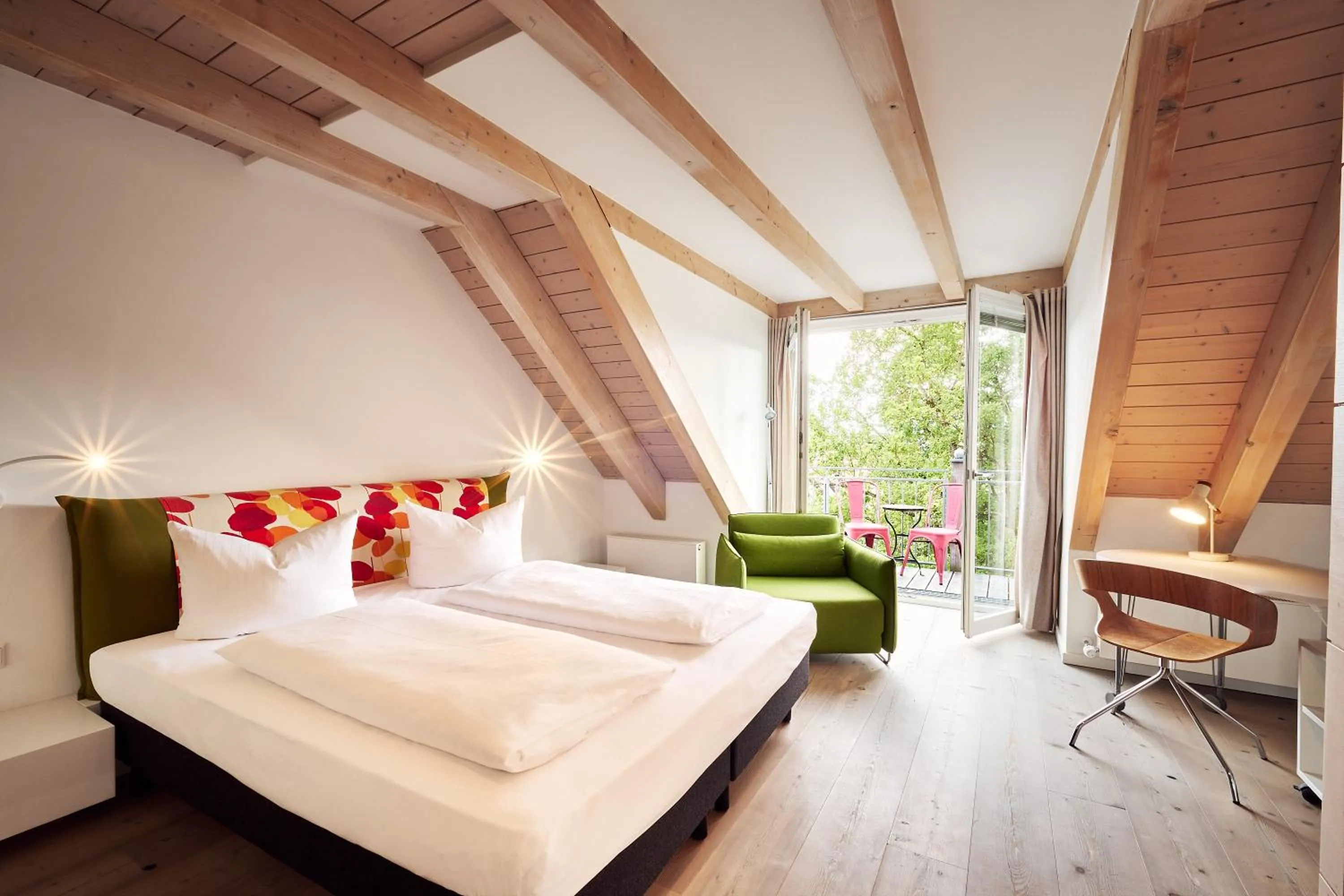 Photo of the whole room, Bed in Fuchsbräu