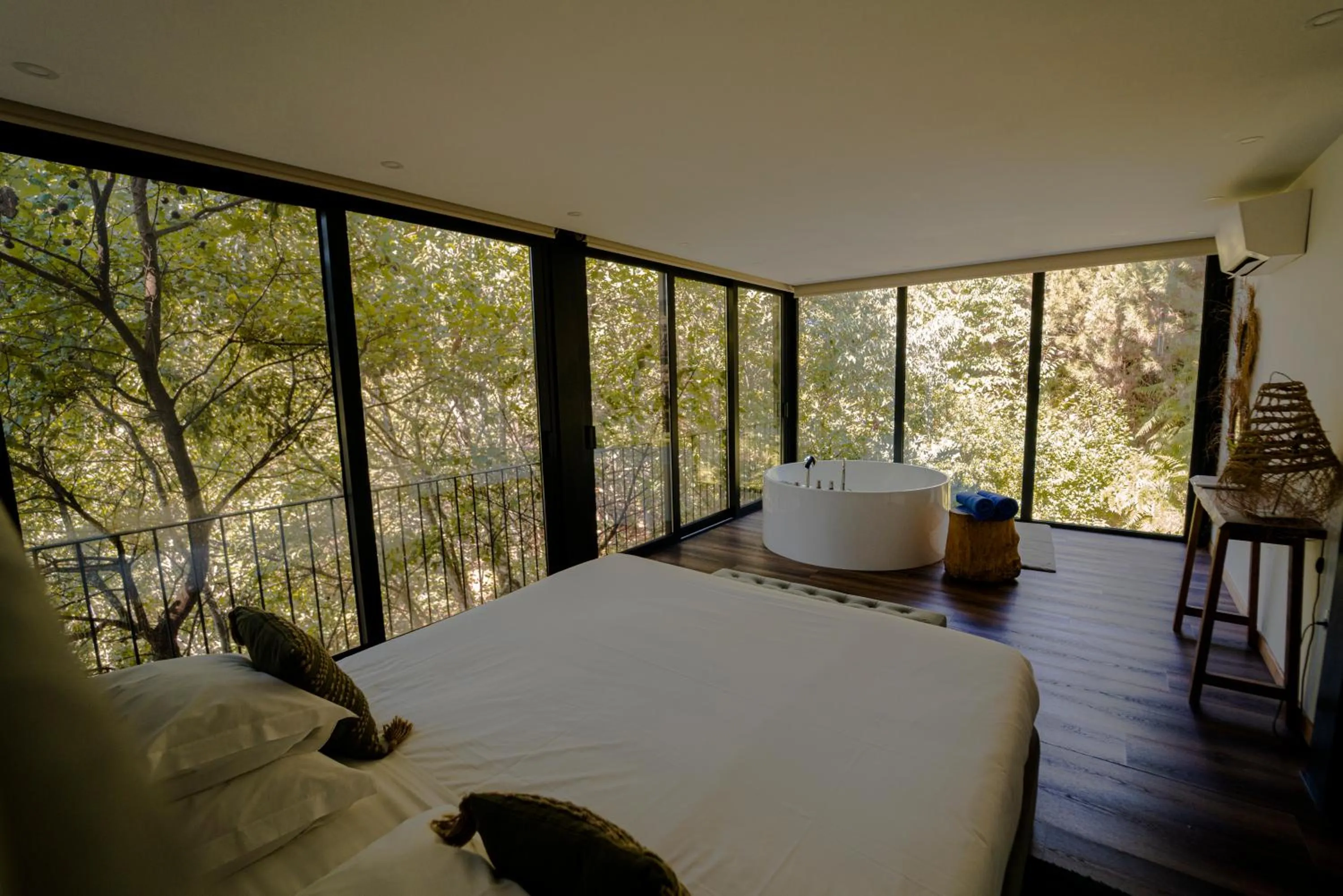 Bedroom, Bed in Peso Village