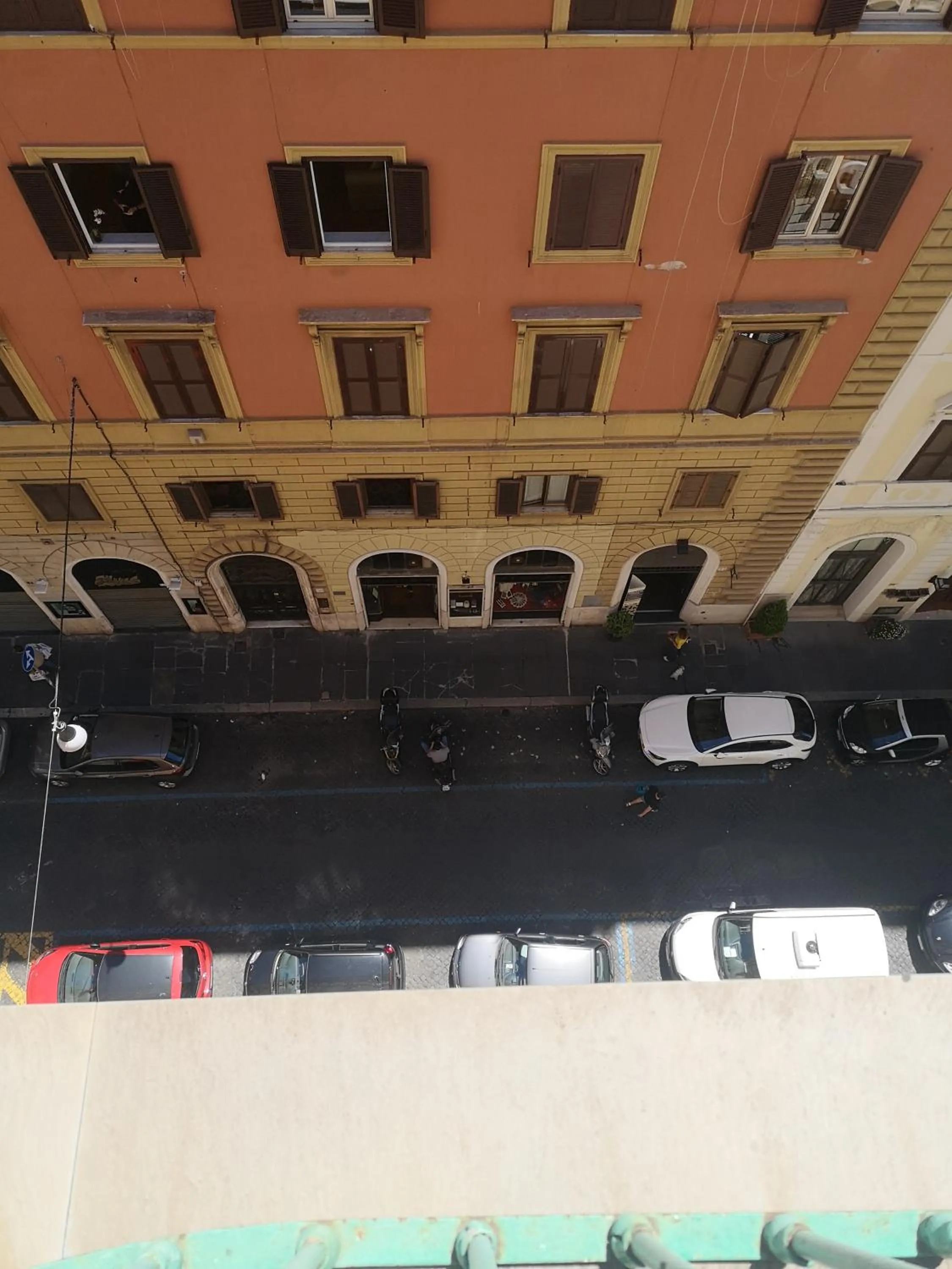 Property building in Rome Travellers Hotel