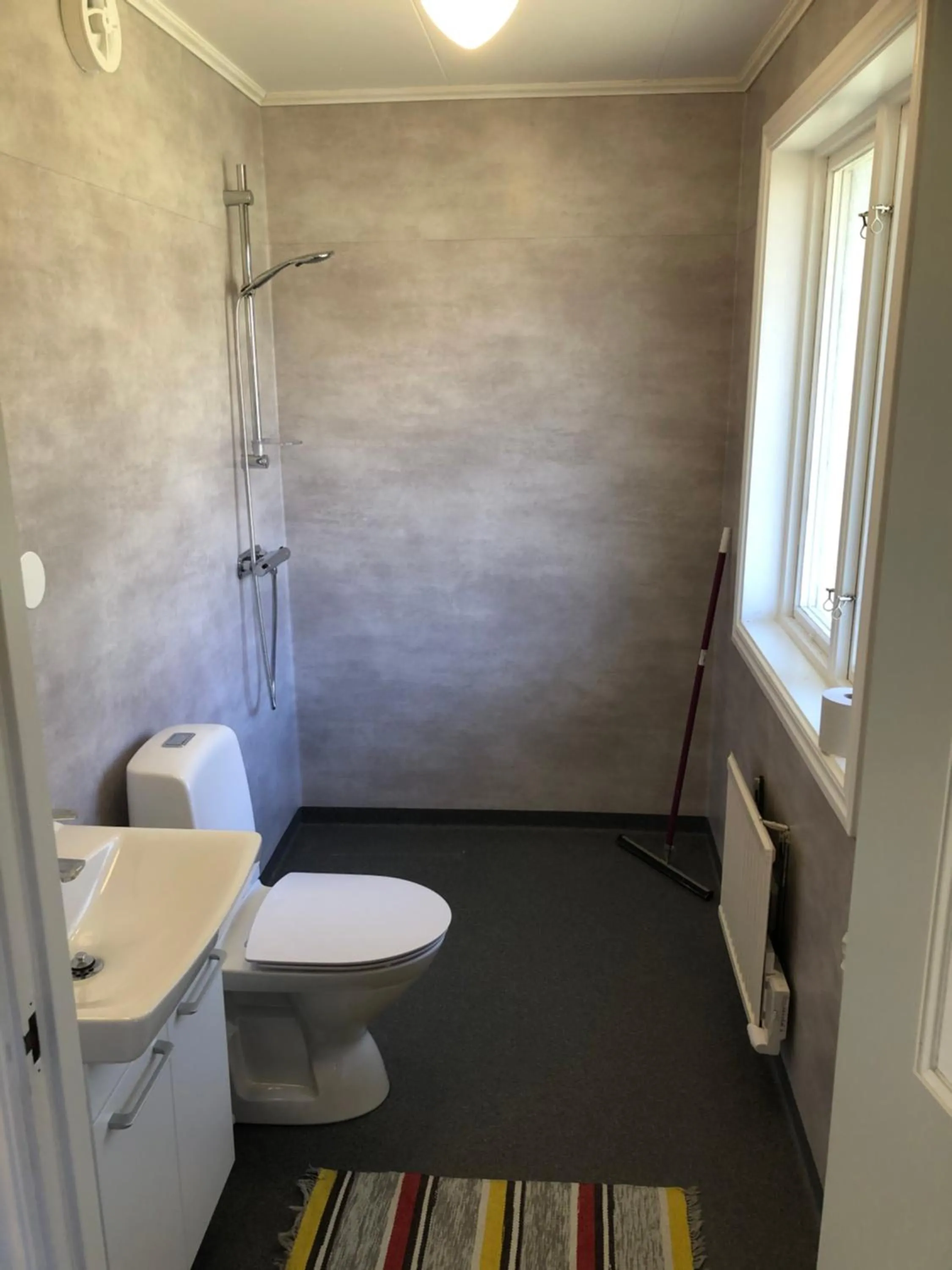 Family Room with Private Bathroom in Hestra Guesthouse