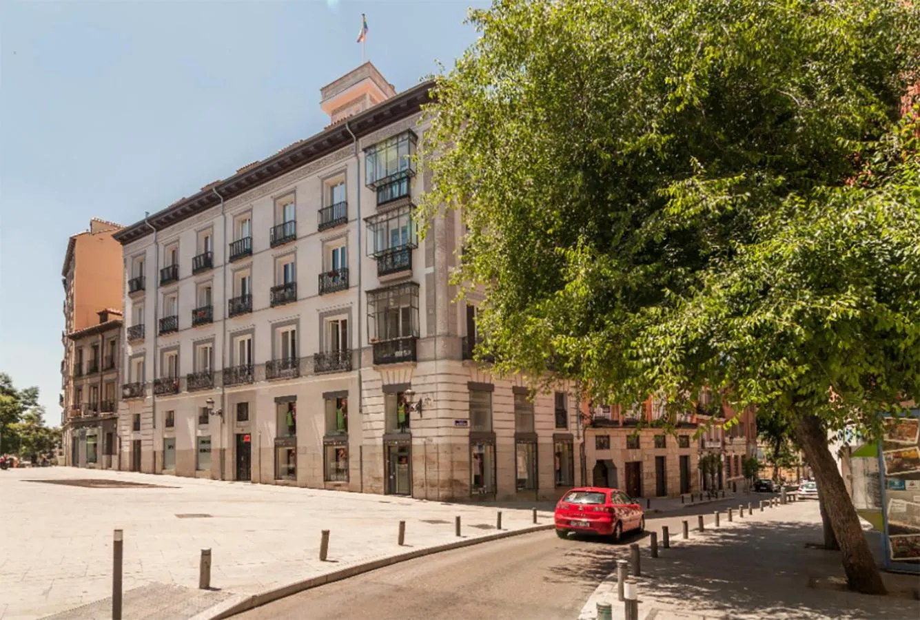 Property building in Boutique Apartments in the Heart of Madrid
