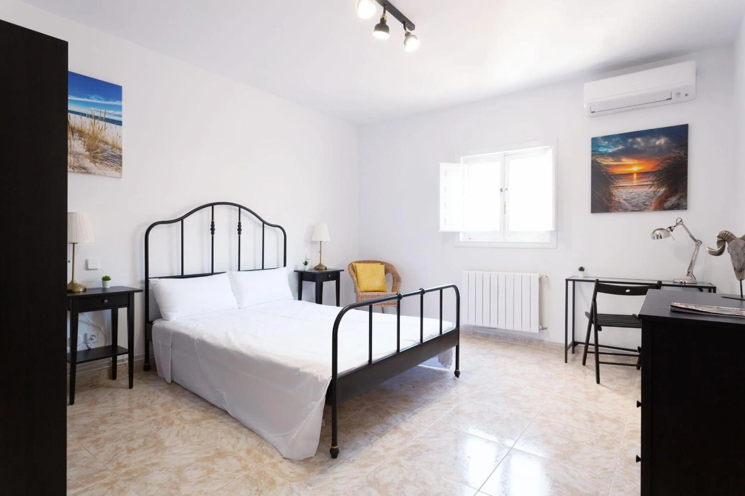 Bedroom, Bed in Boutique Apartments in the Heart of Madrid