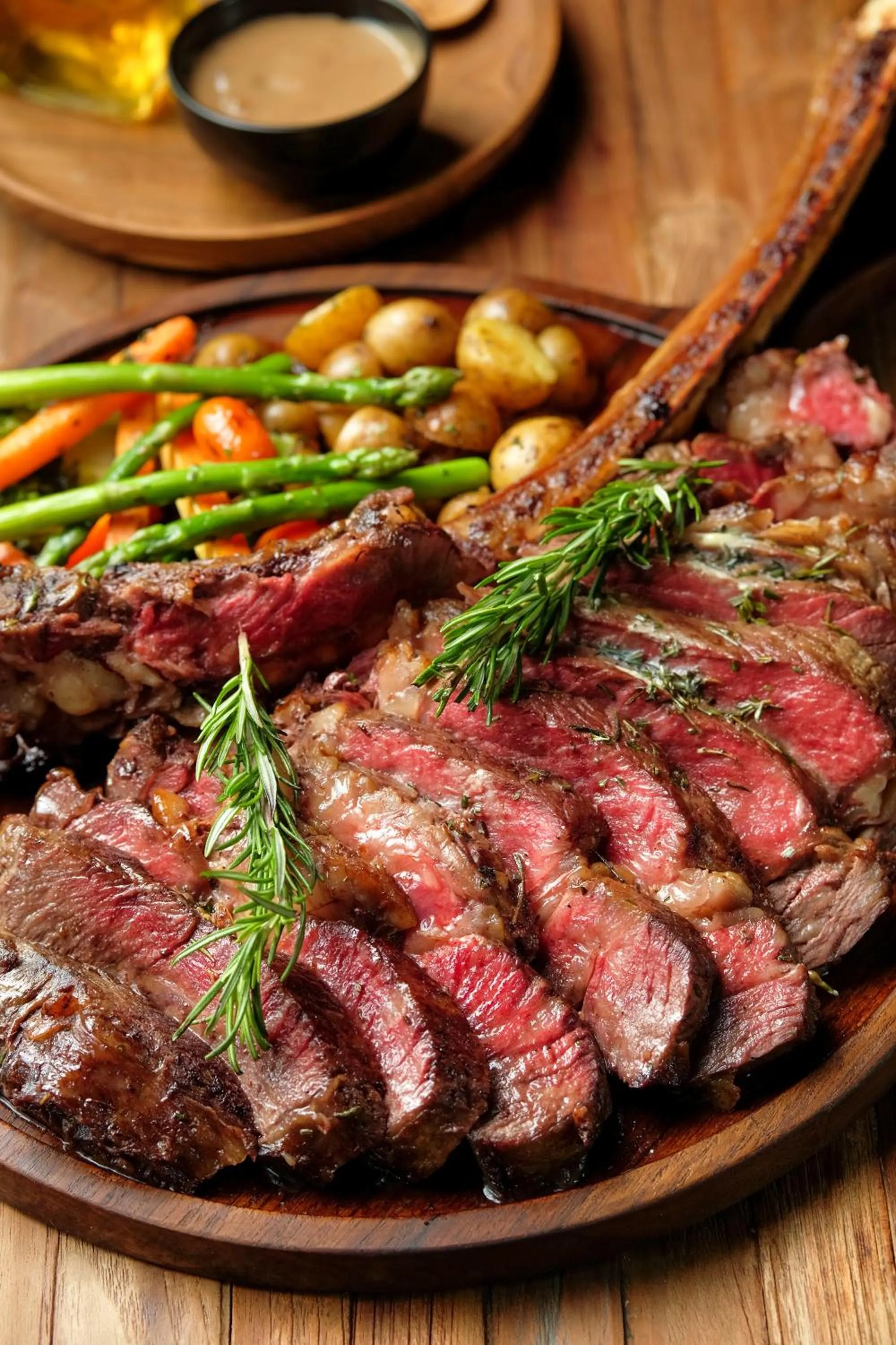 Food and drinks in JW NAUNGAN COLIVING