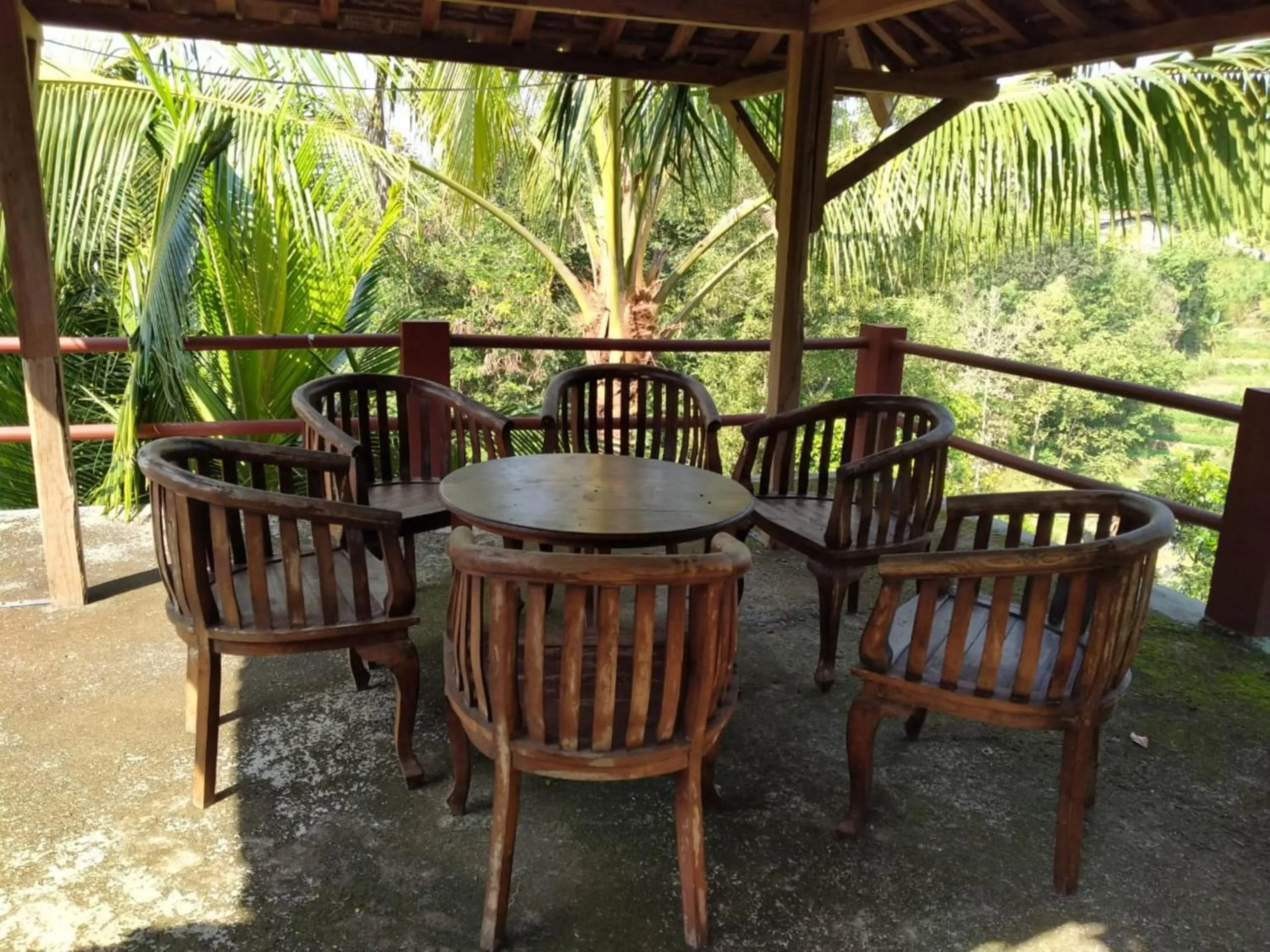Living room in Bina Karya Guesthouse Syariah
