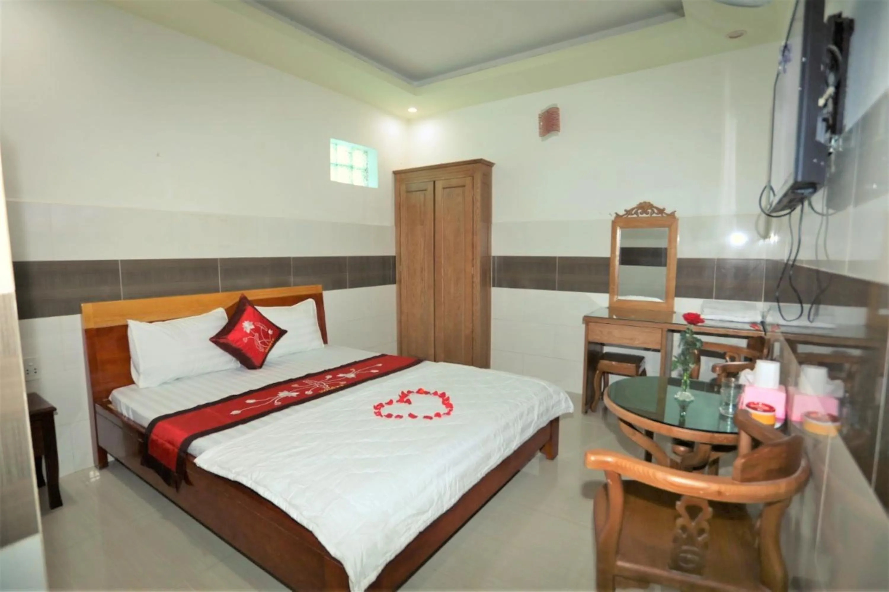 Photo of the whole room in Dai An Go Vap Hotel