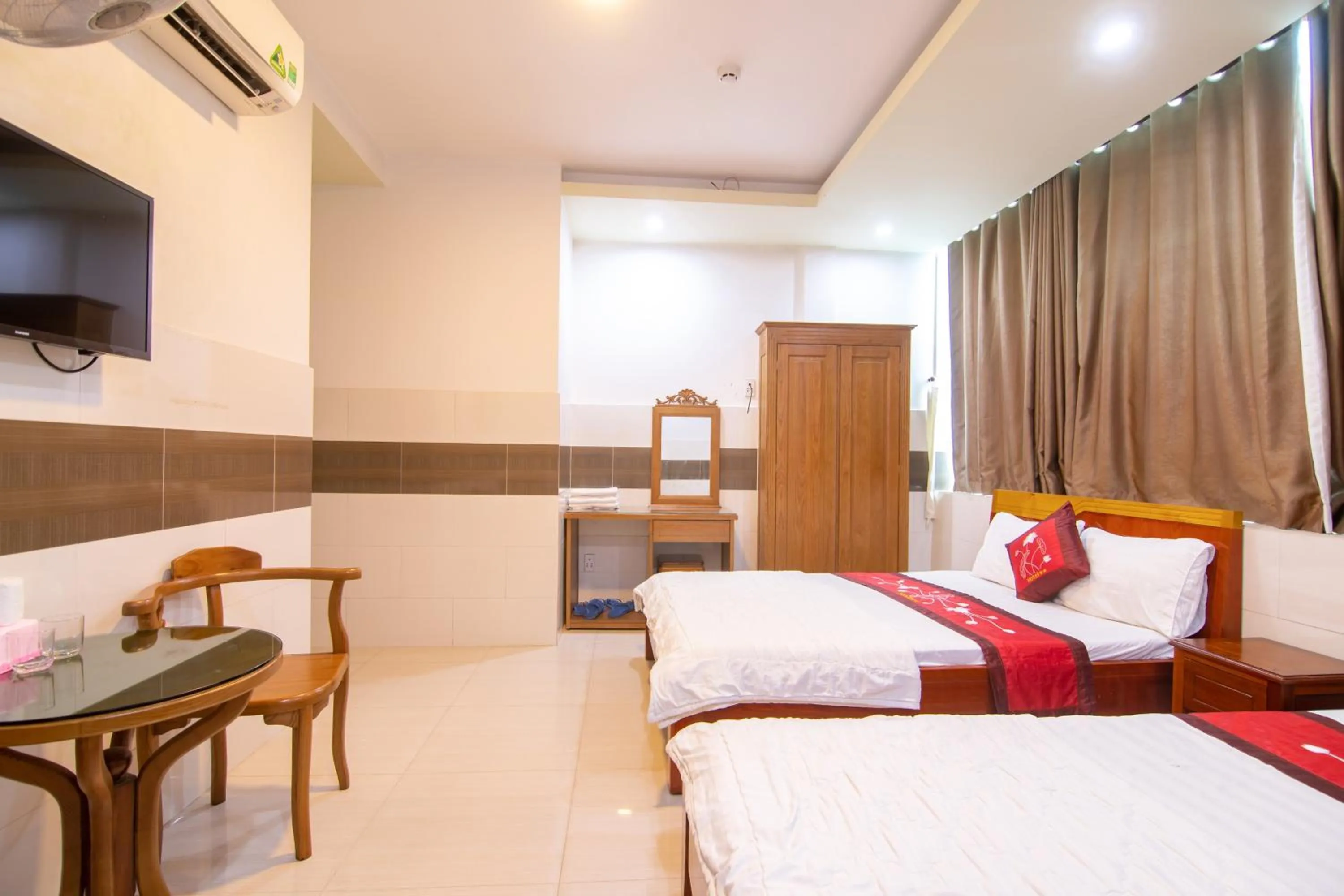 Bedroom in Dai An Go Vap Hotel