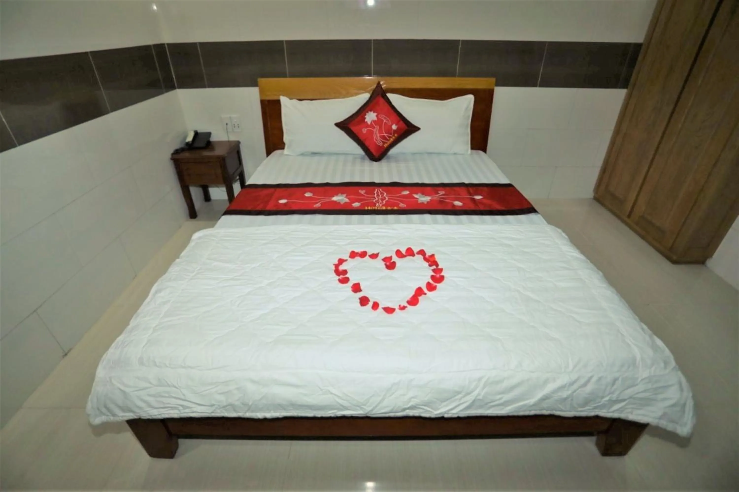 Bed in Dai An Go Vap Hotel