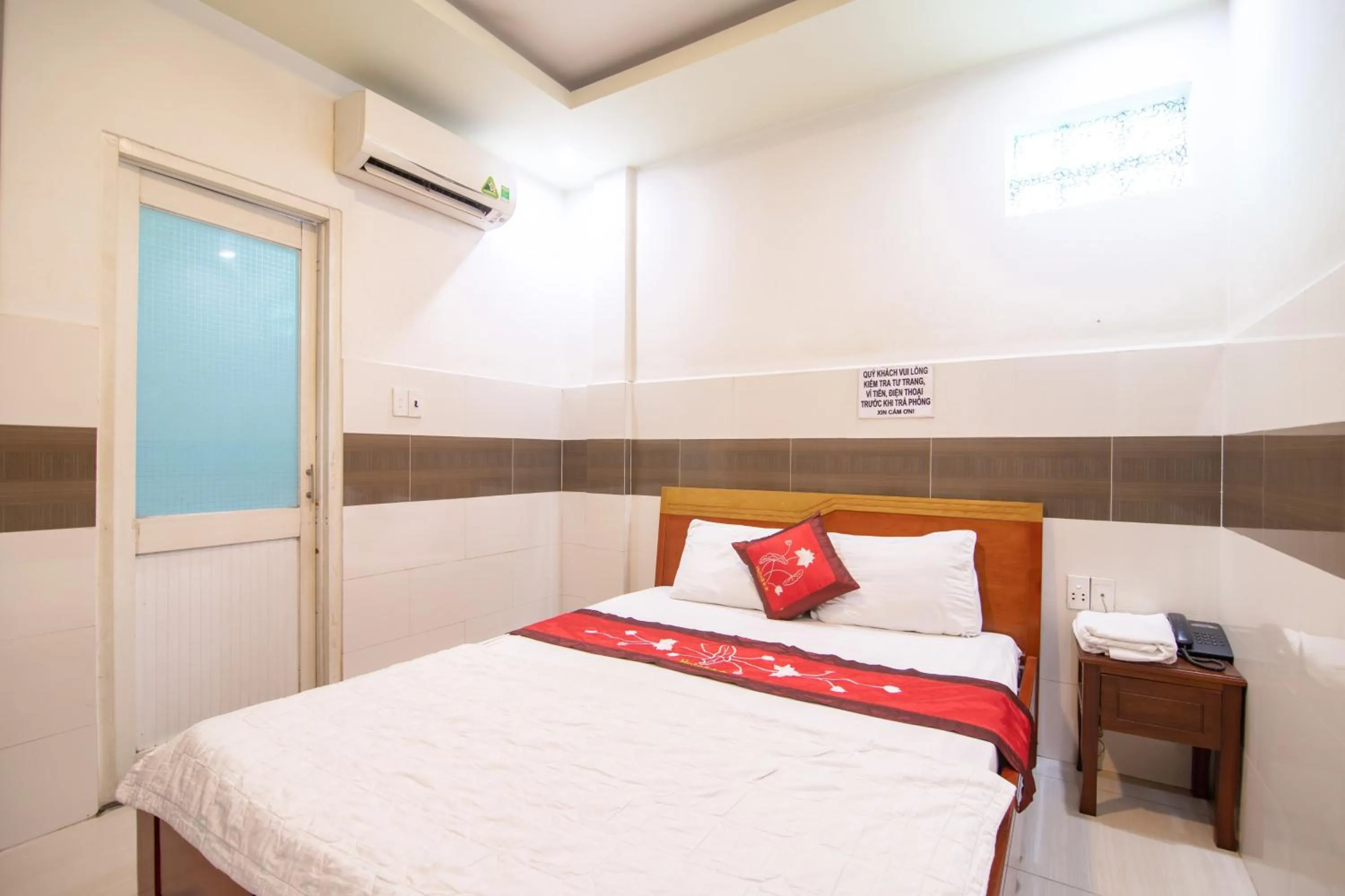 Bedroom in Dai An Go Vap Hotel