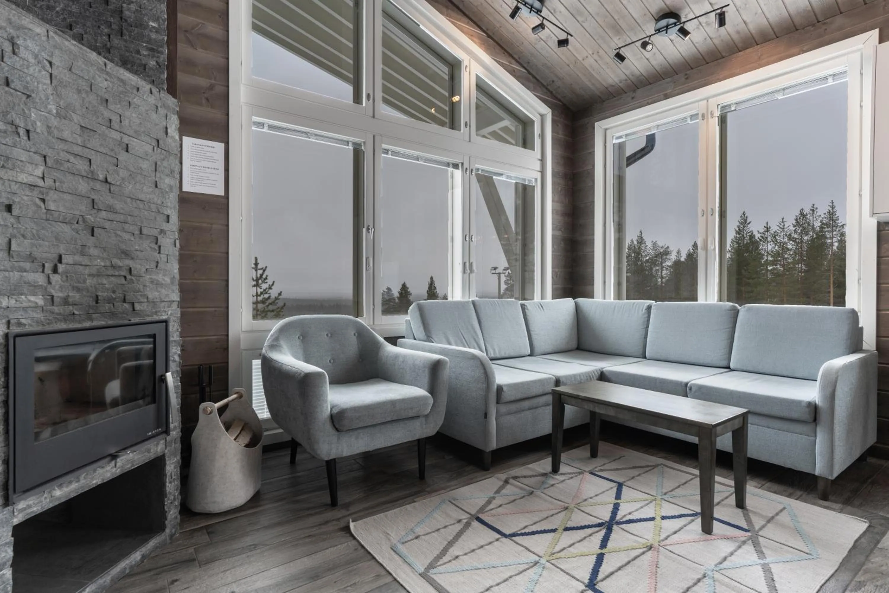 Living room in Ski-Inn PyhäLinna