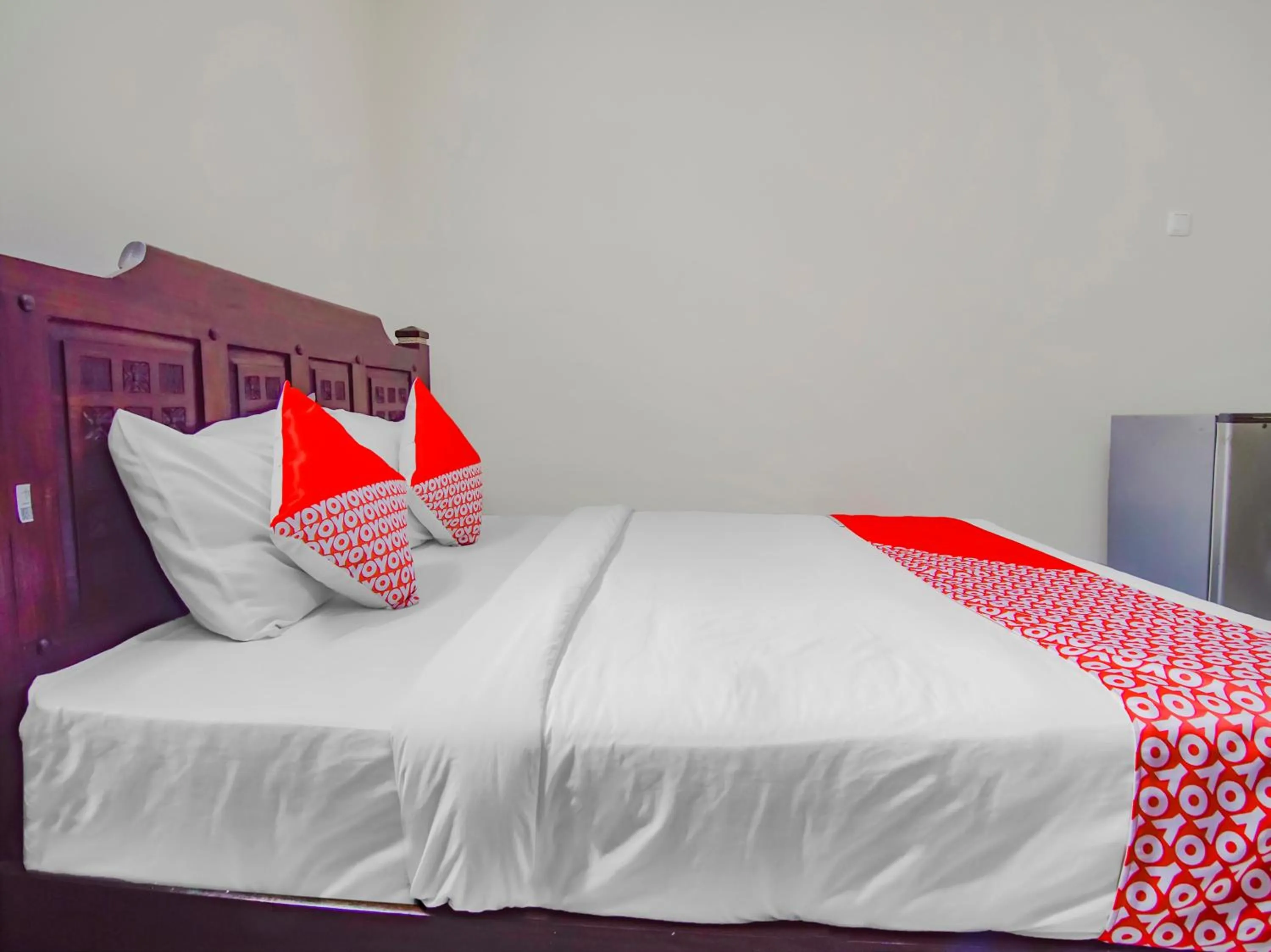 Bedroom, Bed in Hotel O Gayatri Residence