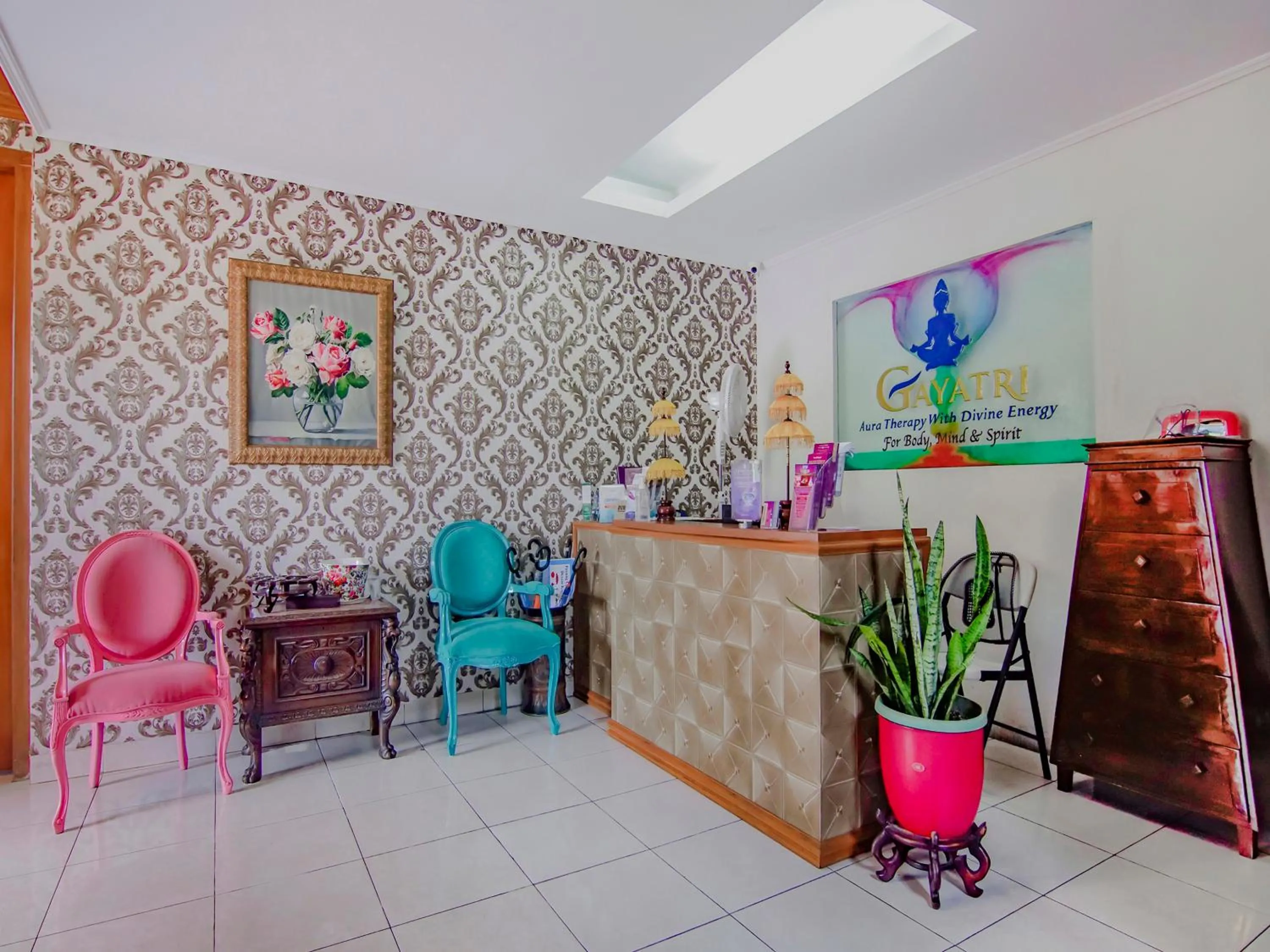 Lobby or reception in Hotel O Gayatri Residence