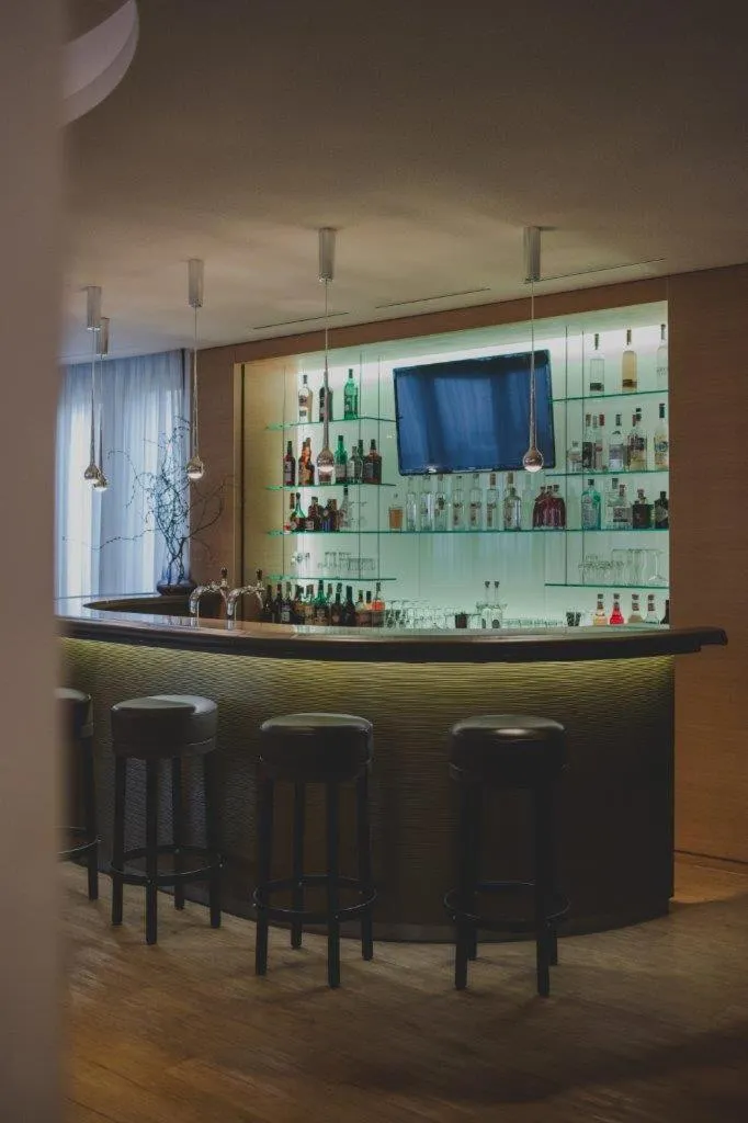 Lounge or bar in Kunzmann's Hotel | Spa