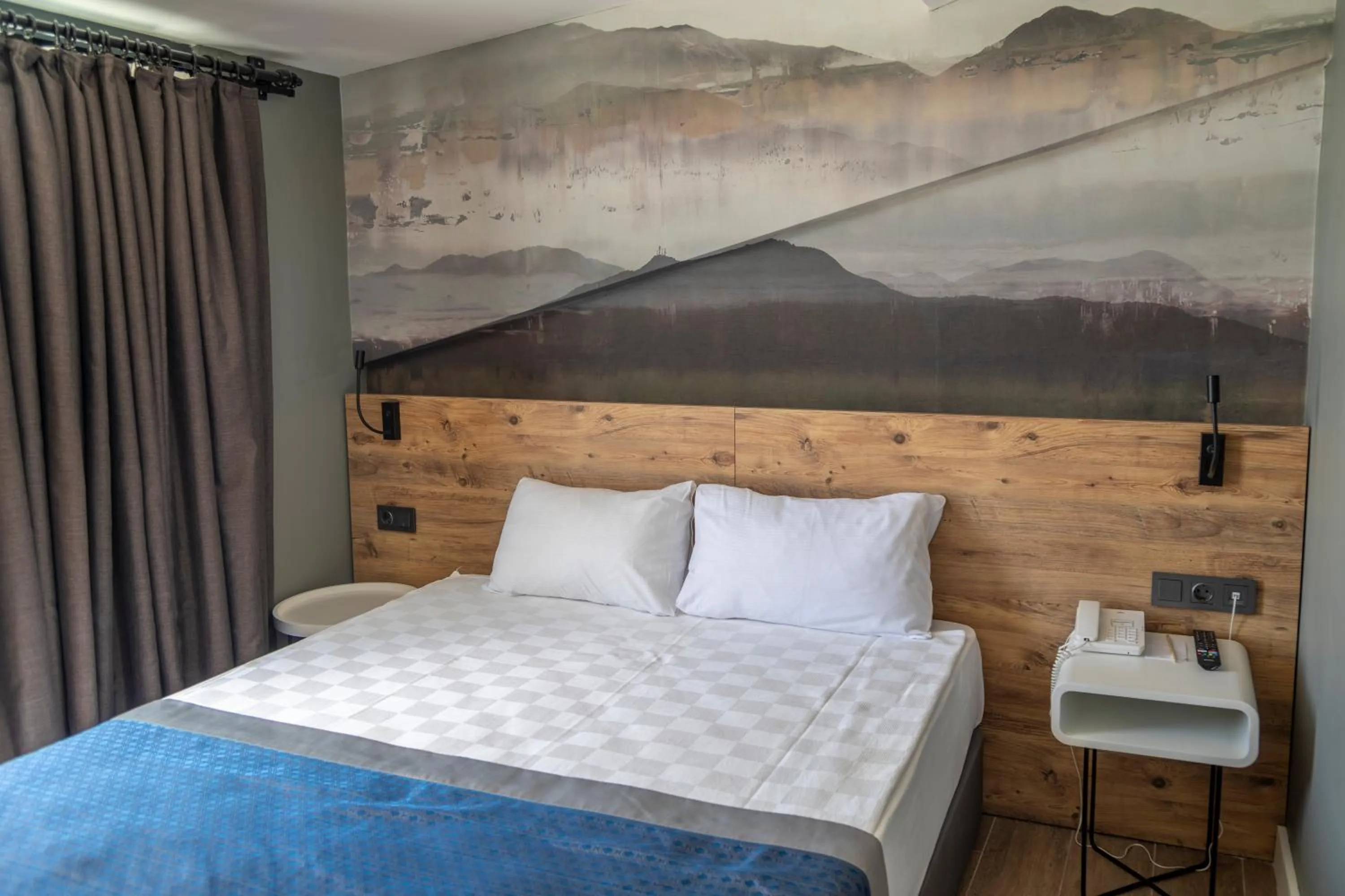 Photo of the whole room, Bed in Pure Blanche Hotel