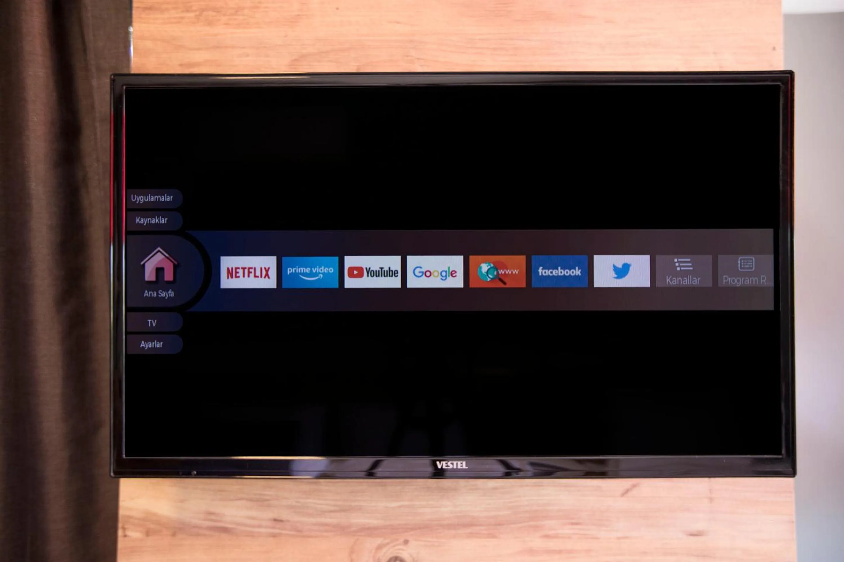 TV and multimedia in Pure Blanche Hotel