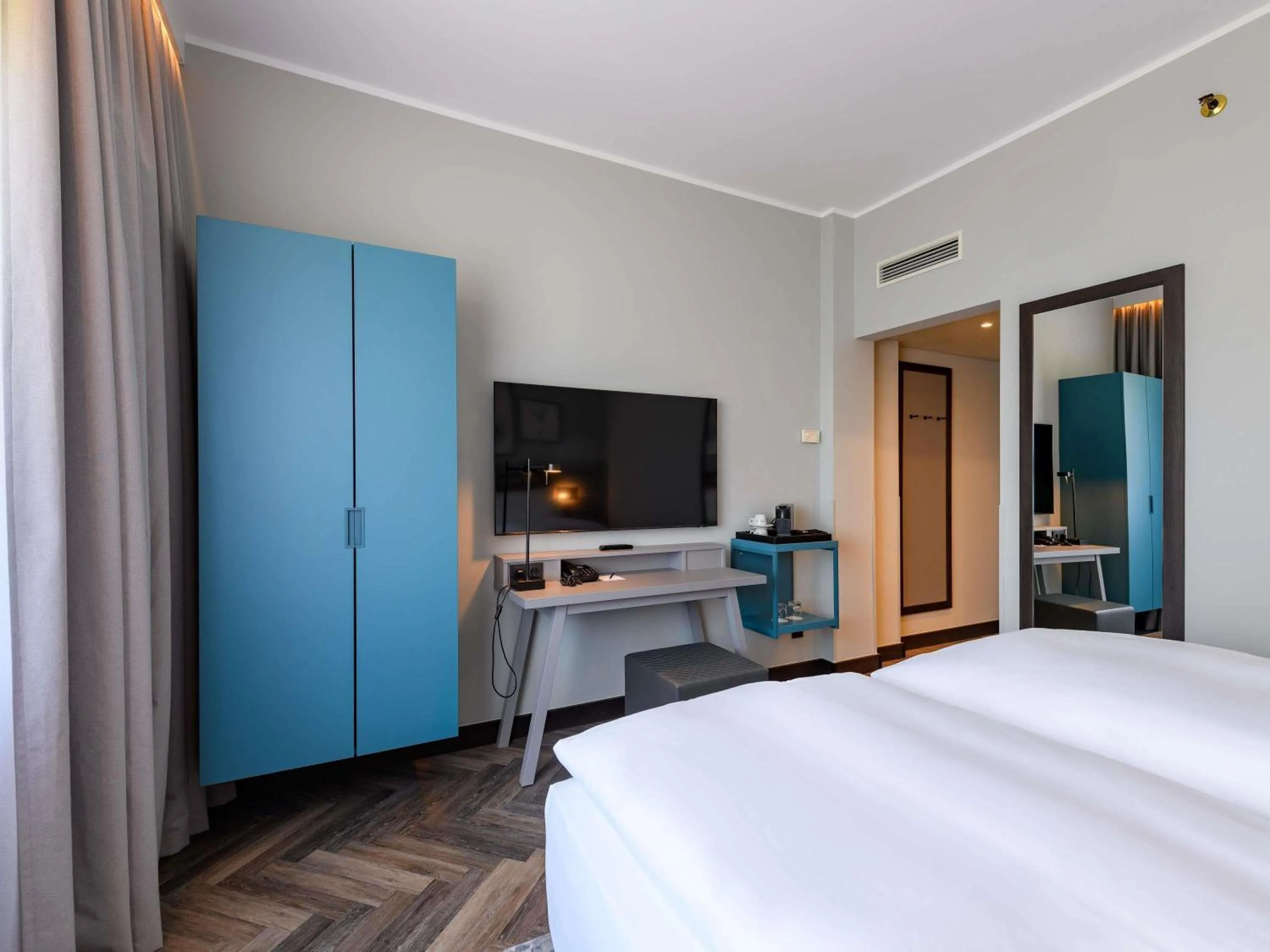 Bedroom, Bed in Mercure Hotel Dortmund Centrum