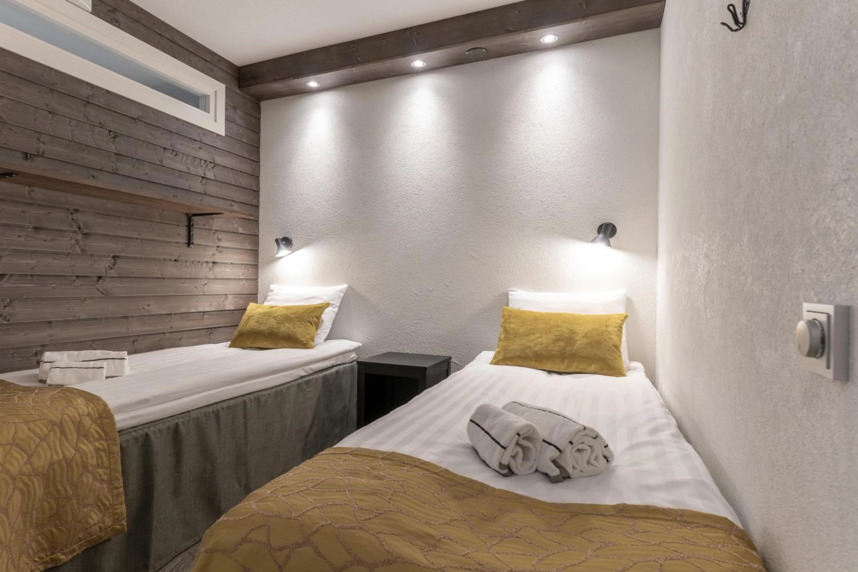 Bedroom, Bed in Ski-Inn RukaValley