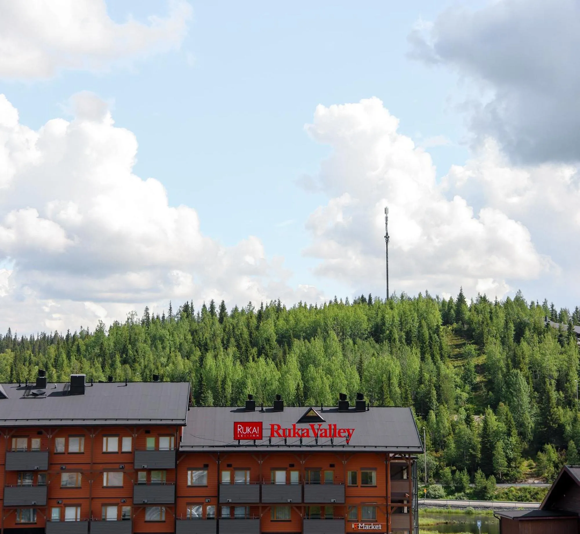 Property building in Ski-Inn RukaValley