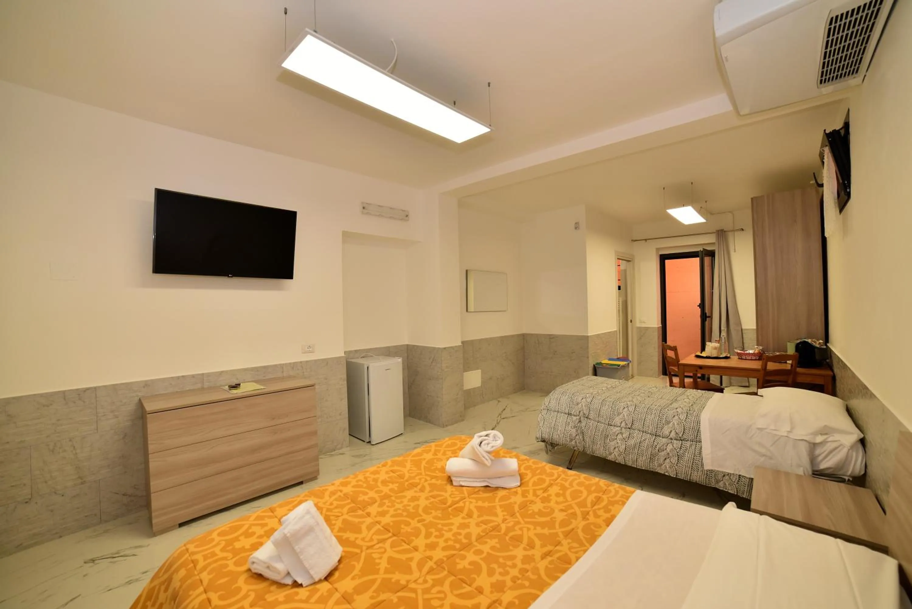 Photo of the whole room, Bed in AIR B&B PLEASANT MOMENTS