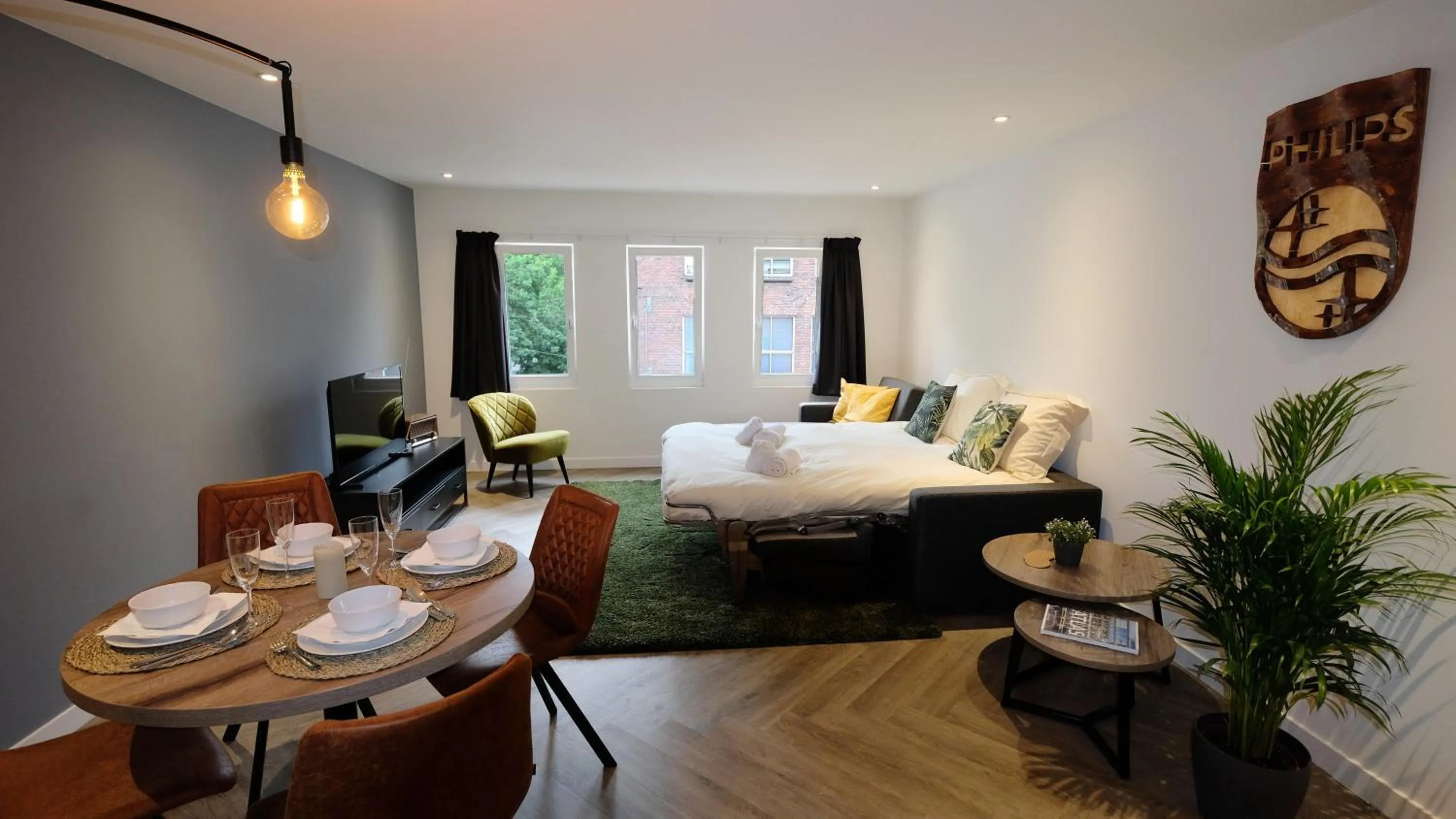 Bed in Spacious 65m2 Apartment in the Centre of Eindhoven - R65B