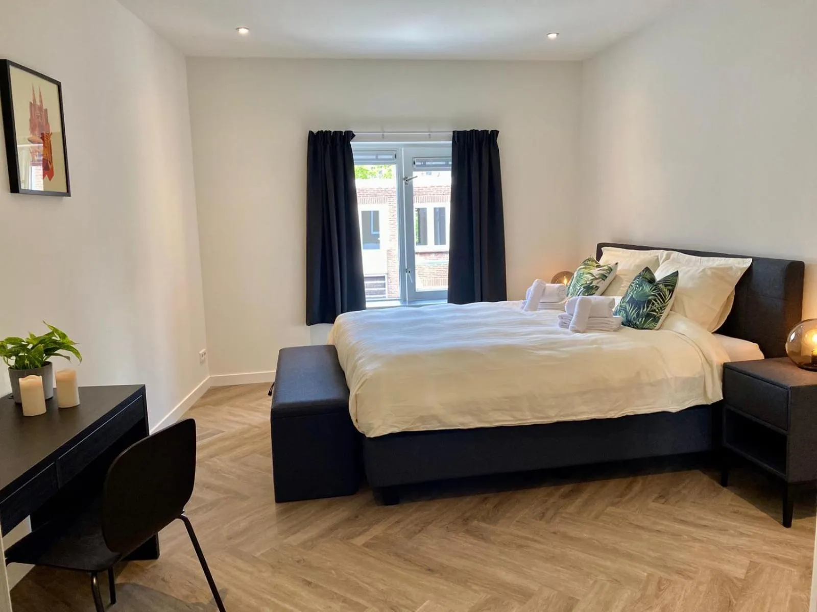 Bedroom, Bed in Spacious 65m2 Apartment in the Centre of Eindhoven - R65B