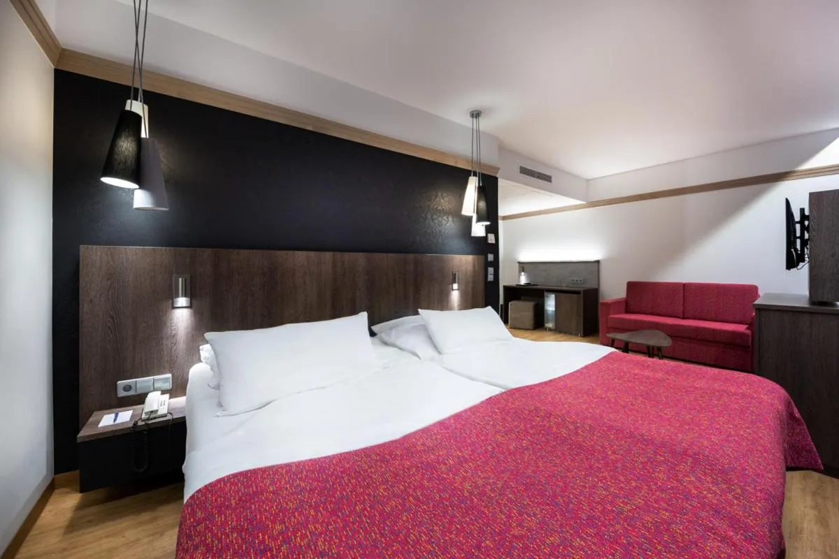 Photo of the whole room, Bed in Kronenhotel