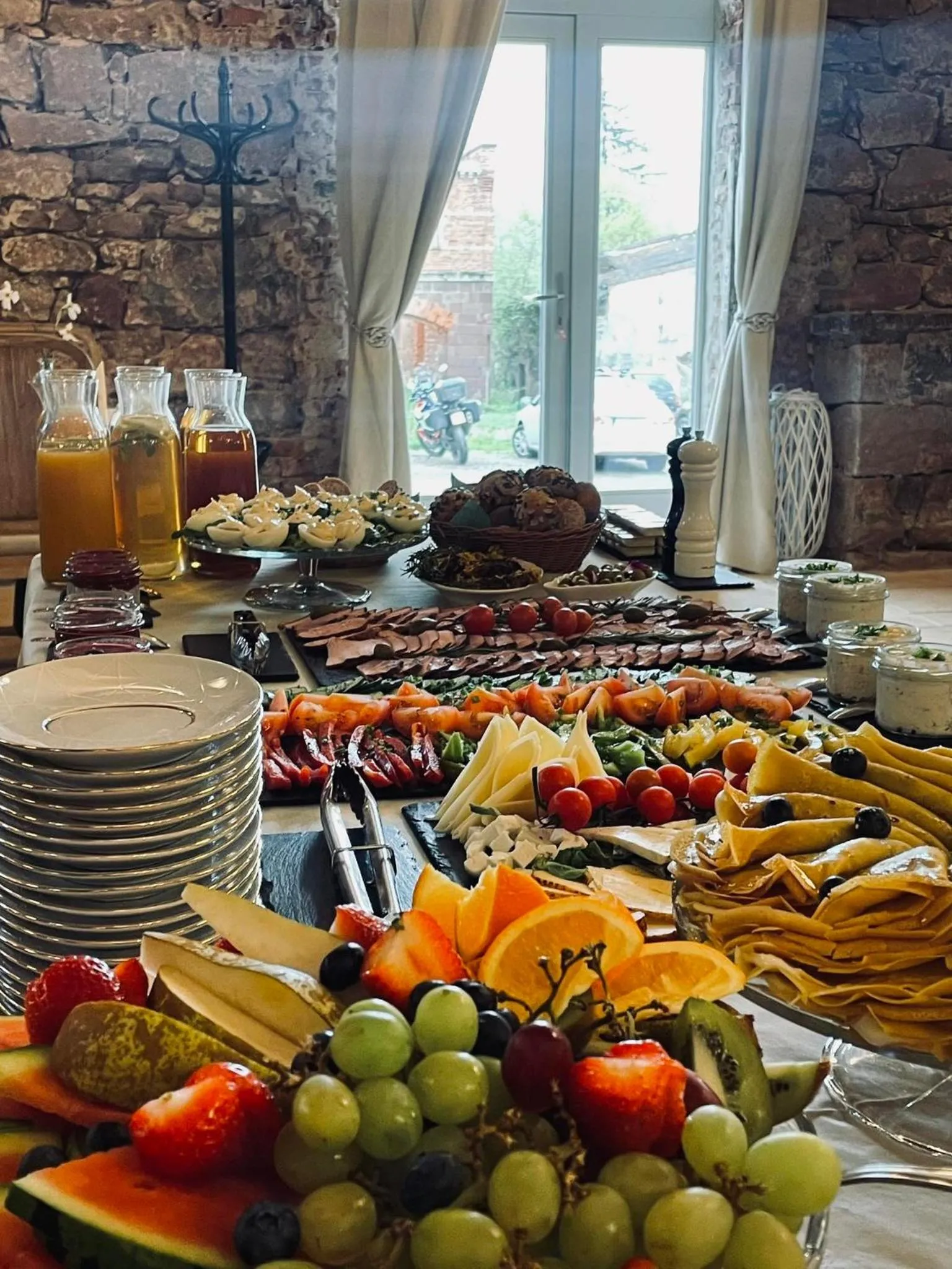 Restaurant/places to eat in Zamek Sarny - Schloss Scharfeneck