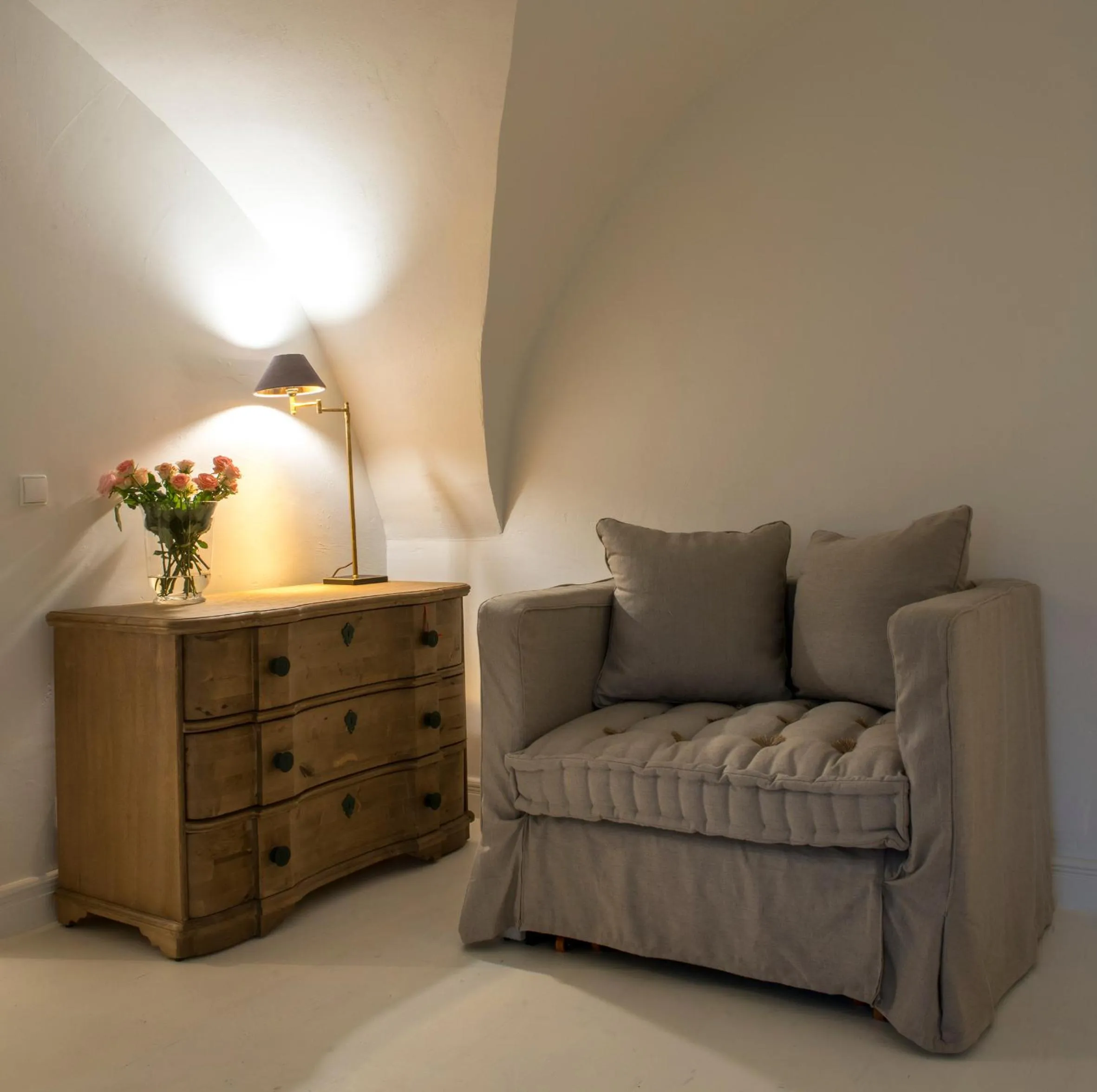 Seating area in Zamek Sarny - Schloss Scharfeneck