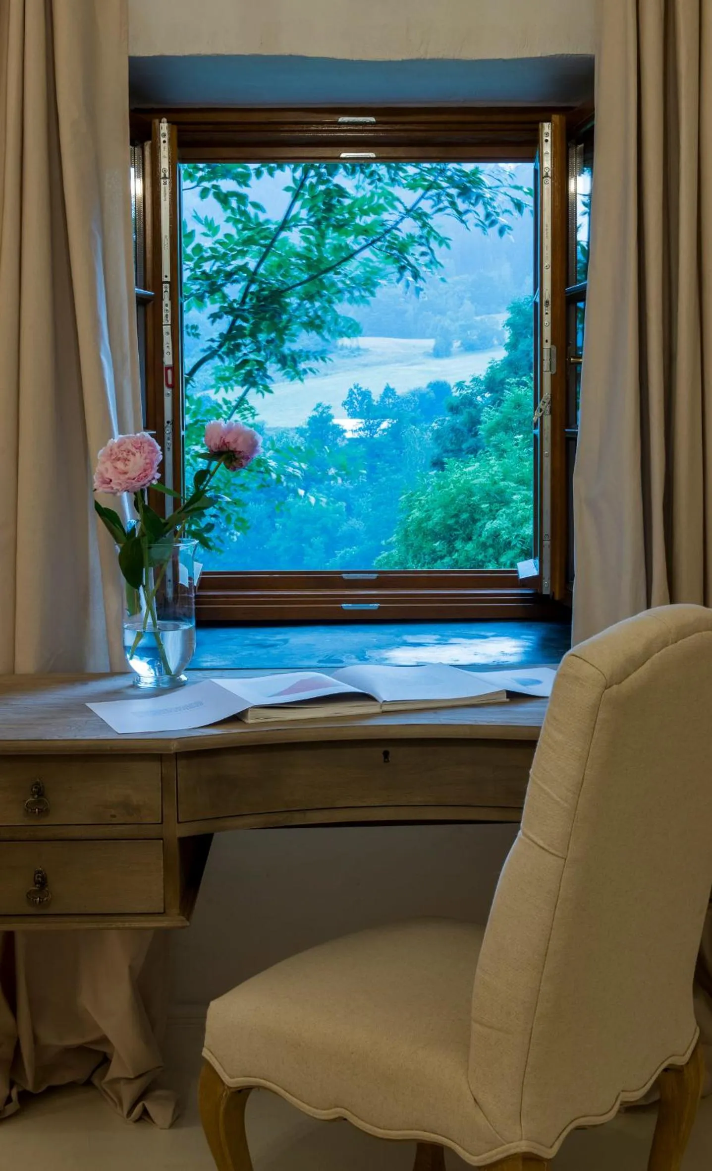 Seating area in Zamek Sarny - Schloss Scharfeneck